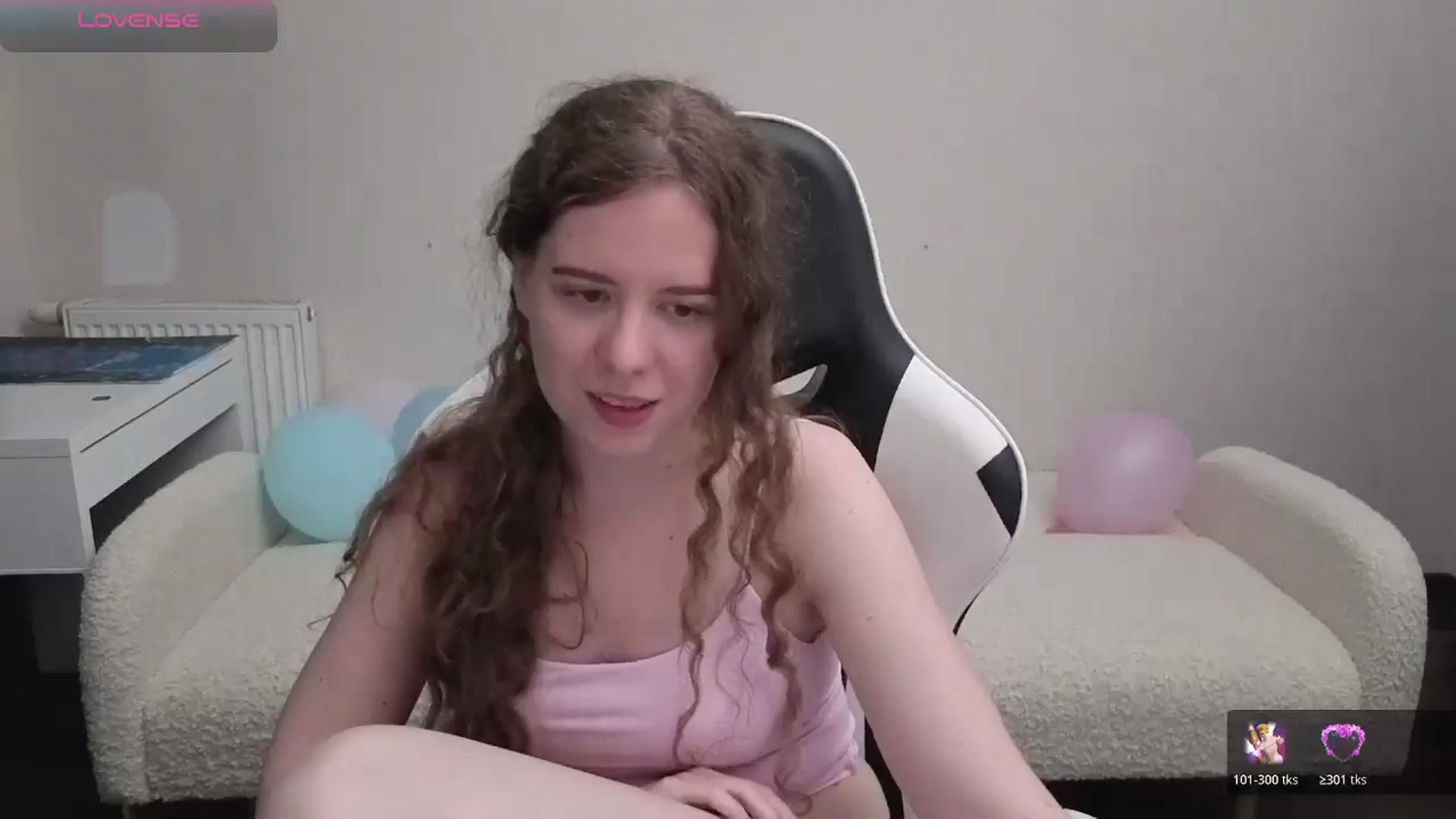 Gallery image thumbnail from BlueFlowerr's myfreecams stream on, 05/08/2026, 01:19 image 14 of 20