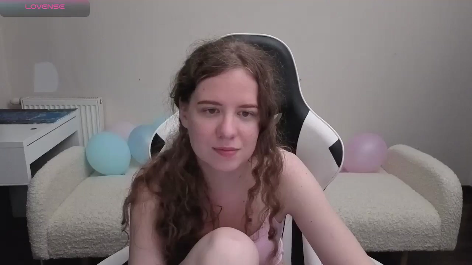Gallery image thumbnail from BlueFlowerr's myfreecams stream on, 05/08/2026, 01:19 image 9 of 20
