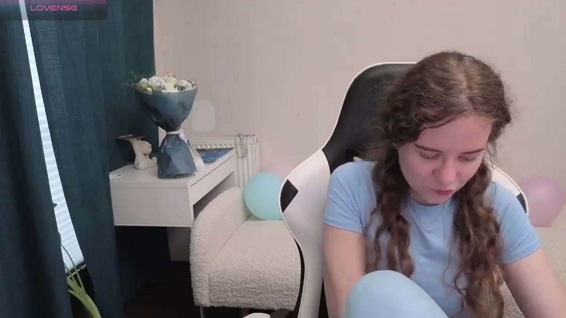 Gallery image thumbnail from BlueFlowerr's myfreecams stream on, 05/08/2026, 17:37 image 5 of 20