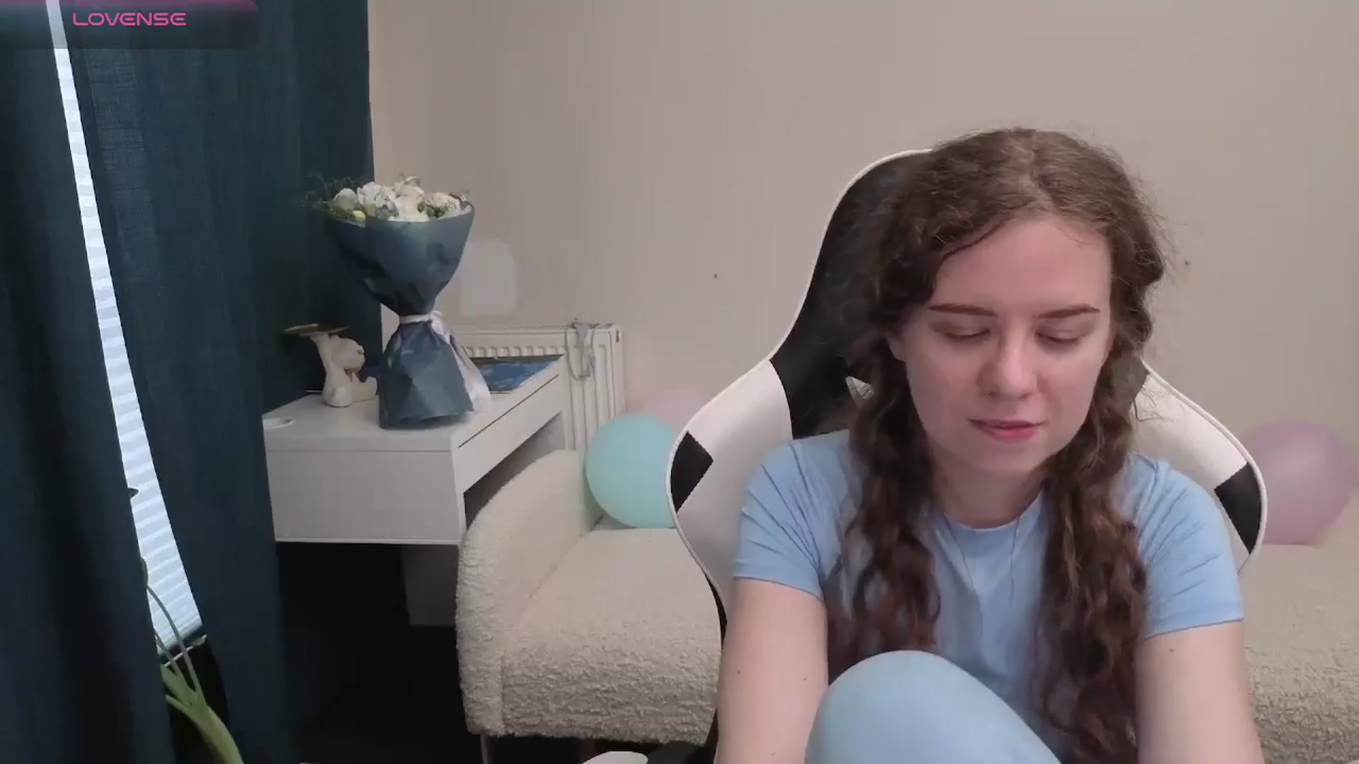 Gallery image thumbnail from BlueFlowerr's myfreecams stream on, 05/08/2026, 17:37 image 6 of 20