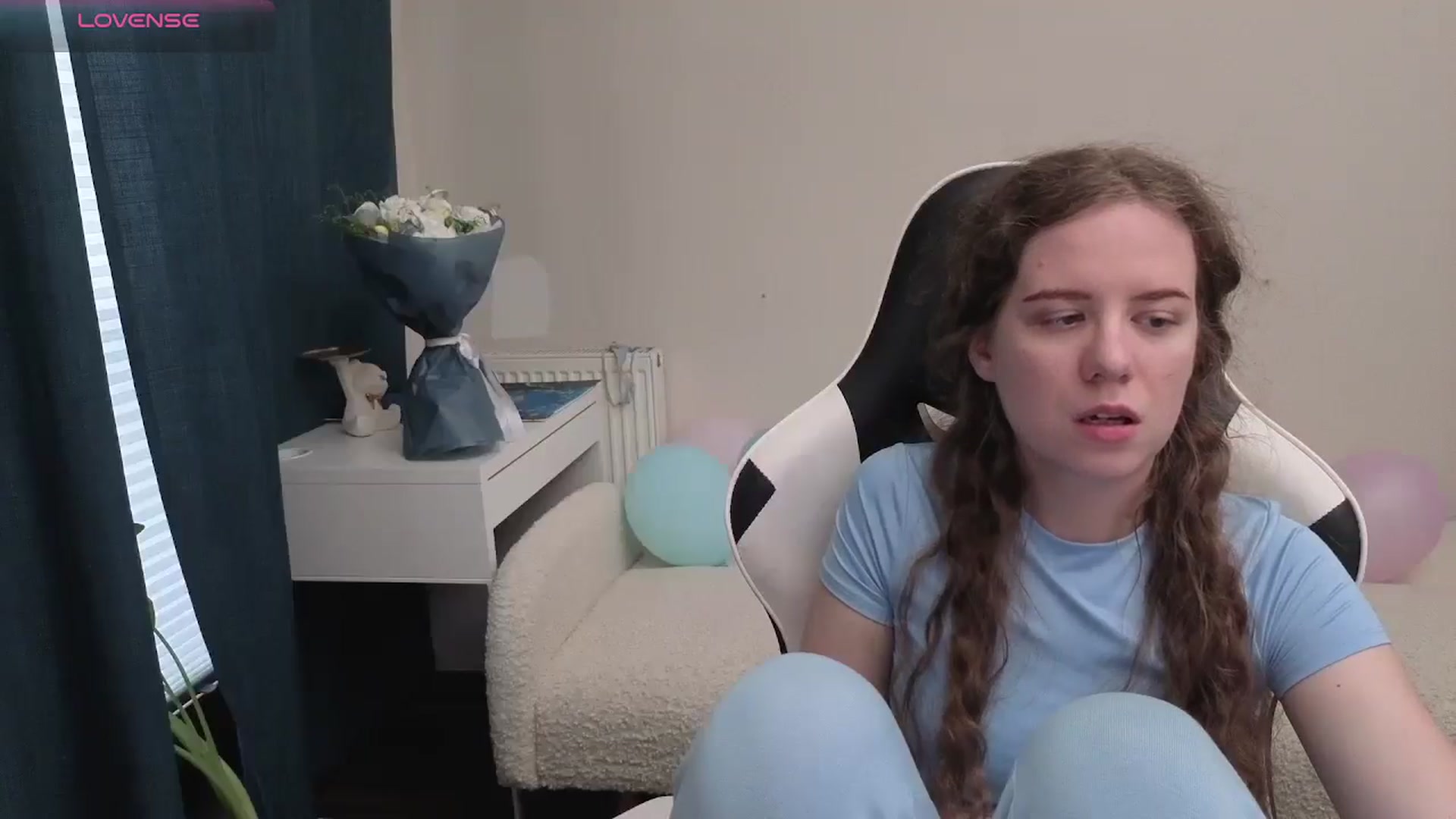 Gallery image thumbnail from BlueFlowerr's myfreecams stream on, 05/08/2026, 17:37 image 13 of 20