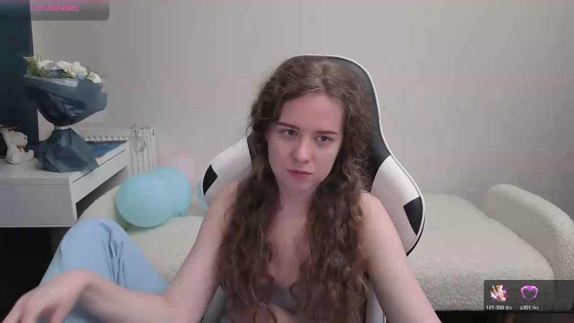 Gallery image thumbnail from BlueFlowerr's myfreecams stream on, 05/09/2026, 24:51 image 16 of 20