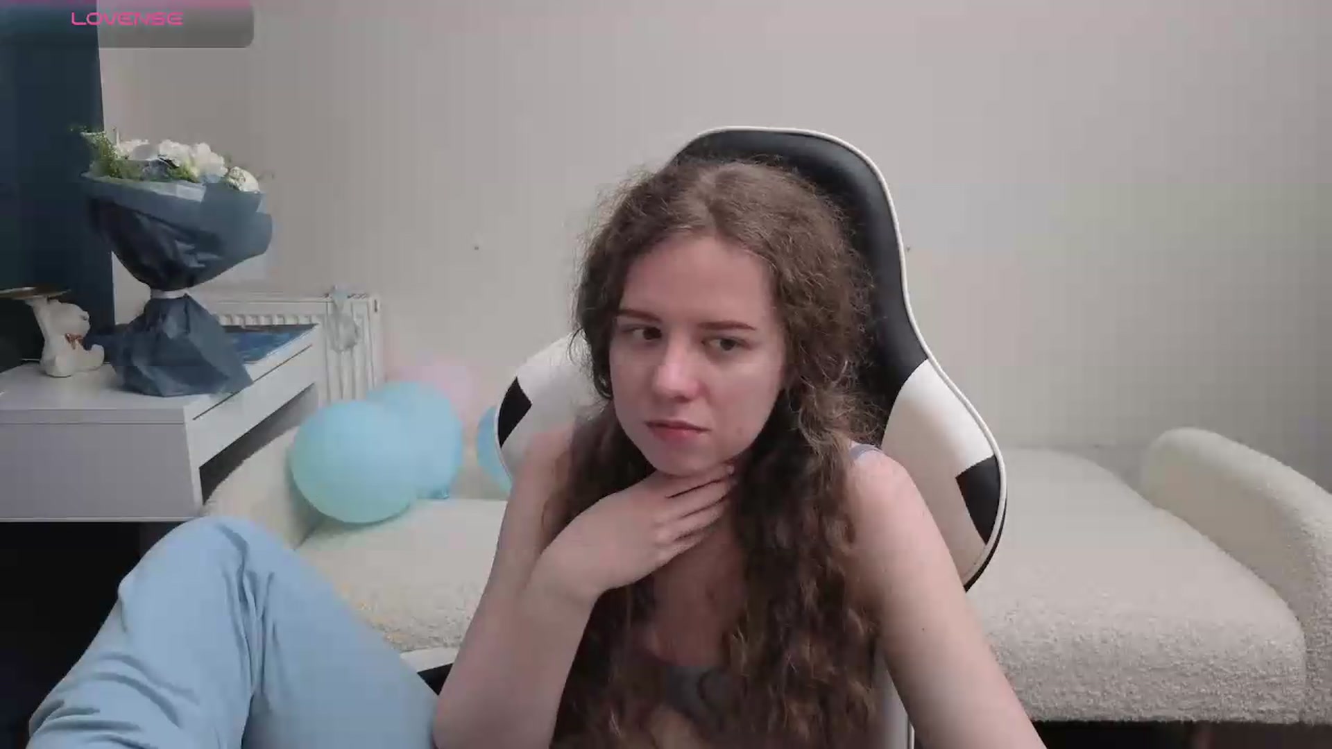 Gallery image thumbnail from BlueFlowerr's myfreecams stream on, 05/09/2026, 24:51 image 18 of 20