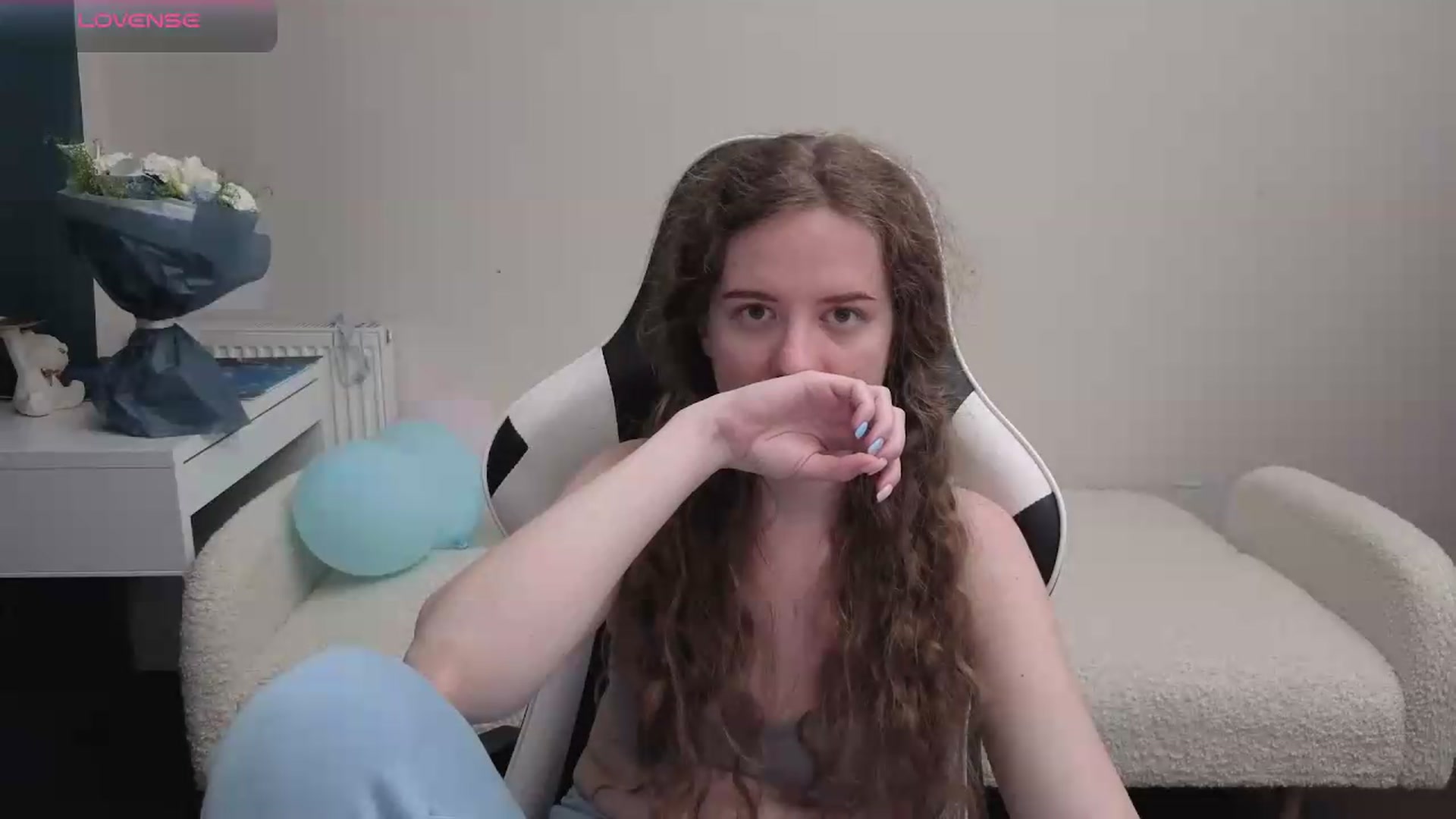 Gallery image thumbnail from BlueFlowerr's myfreecams stream on, 05/09/2026, 24:51 image 12 of 20