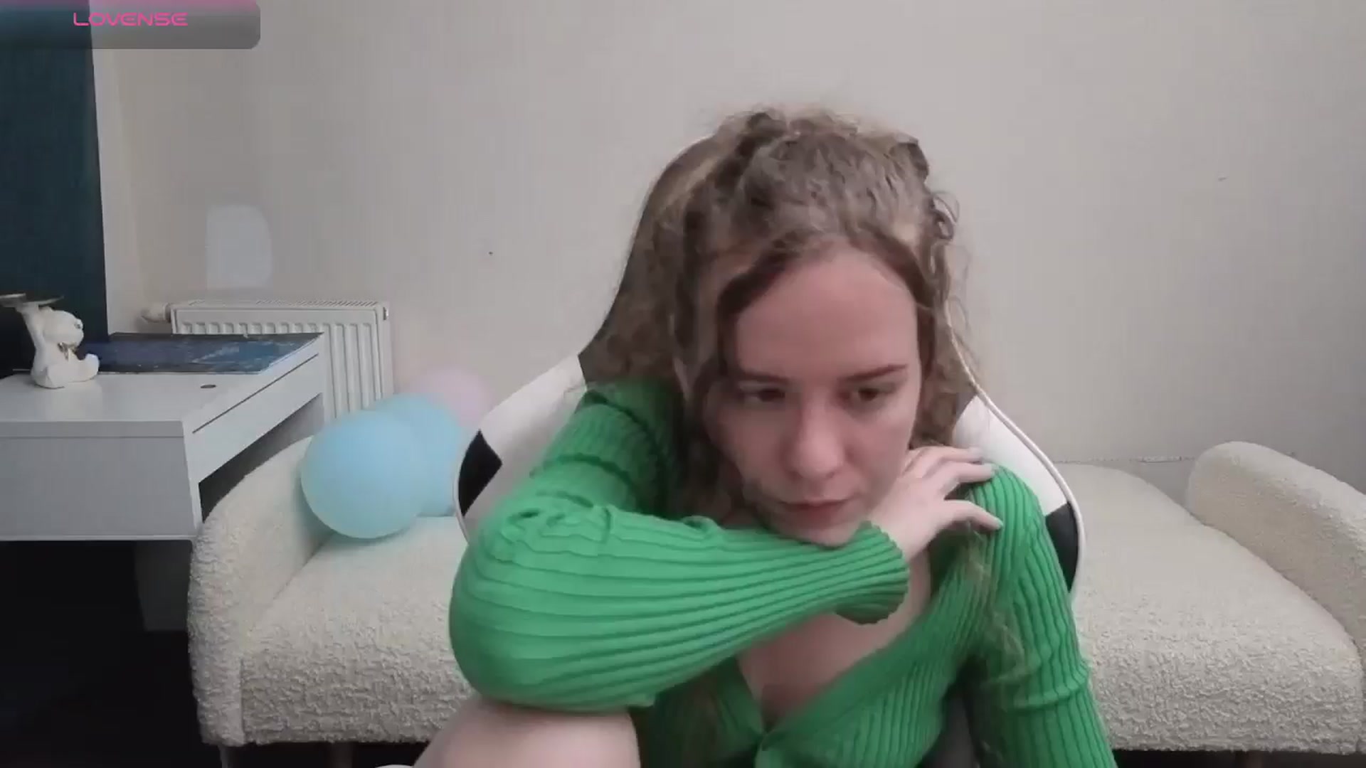 Gallery image thumbnail from BlueFlowerr's myfreecams stream on, 05/09/2026, 21:05 image 3 of 20