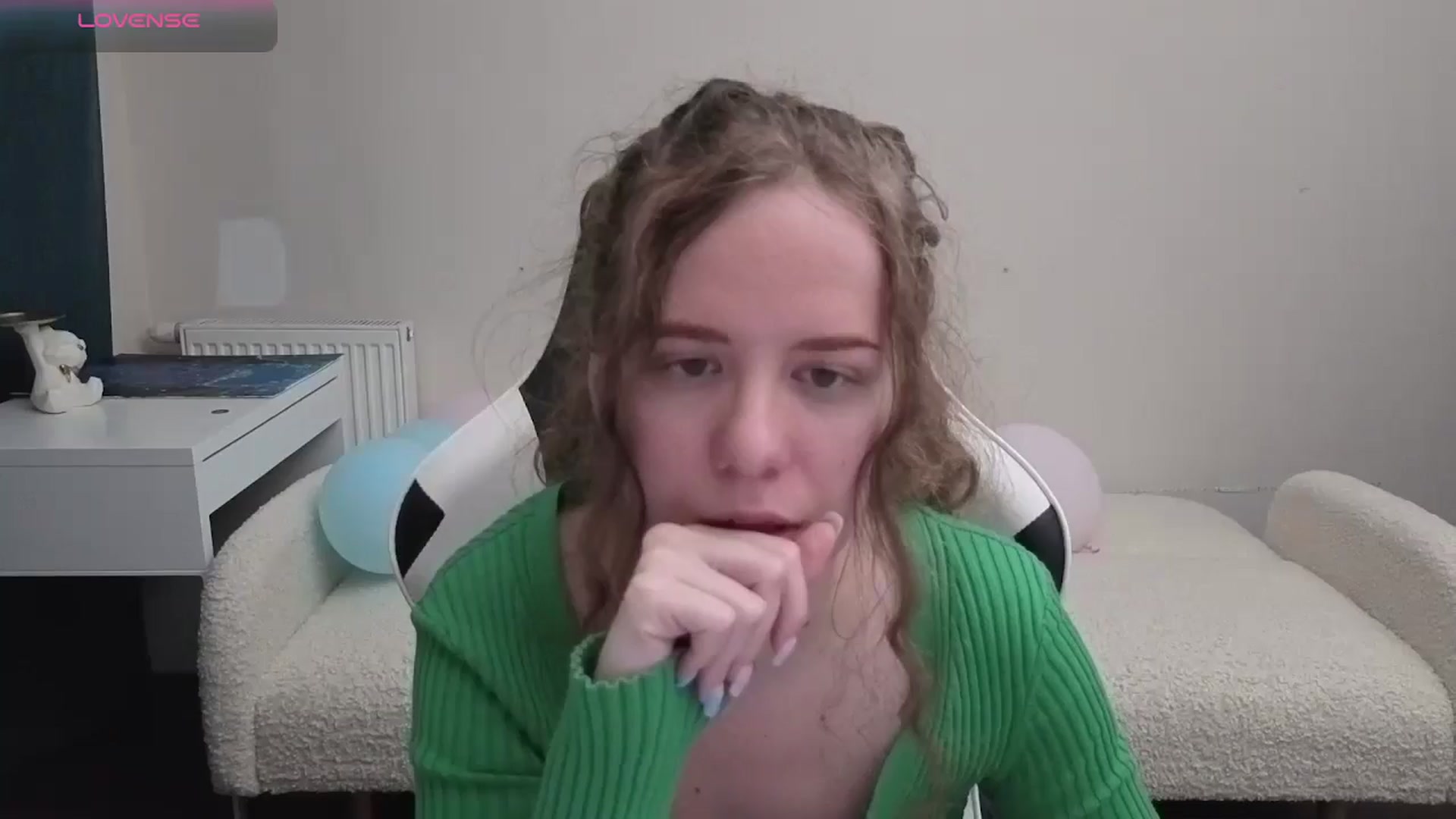 Gallery image thumbnail from BlueFlowerr's myfreecams stream on, 05/09/2026, 21:05 image 10 of 20