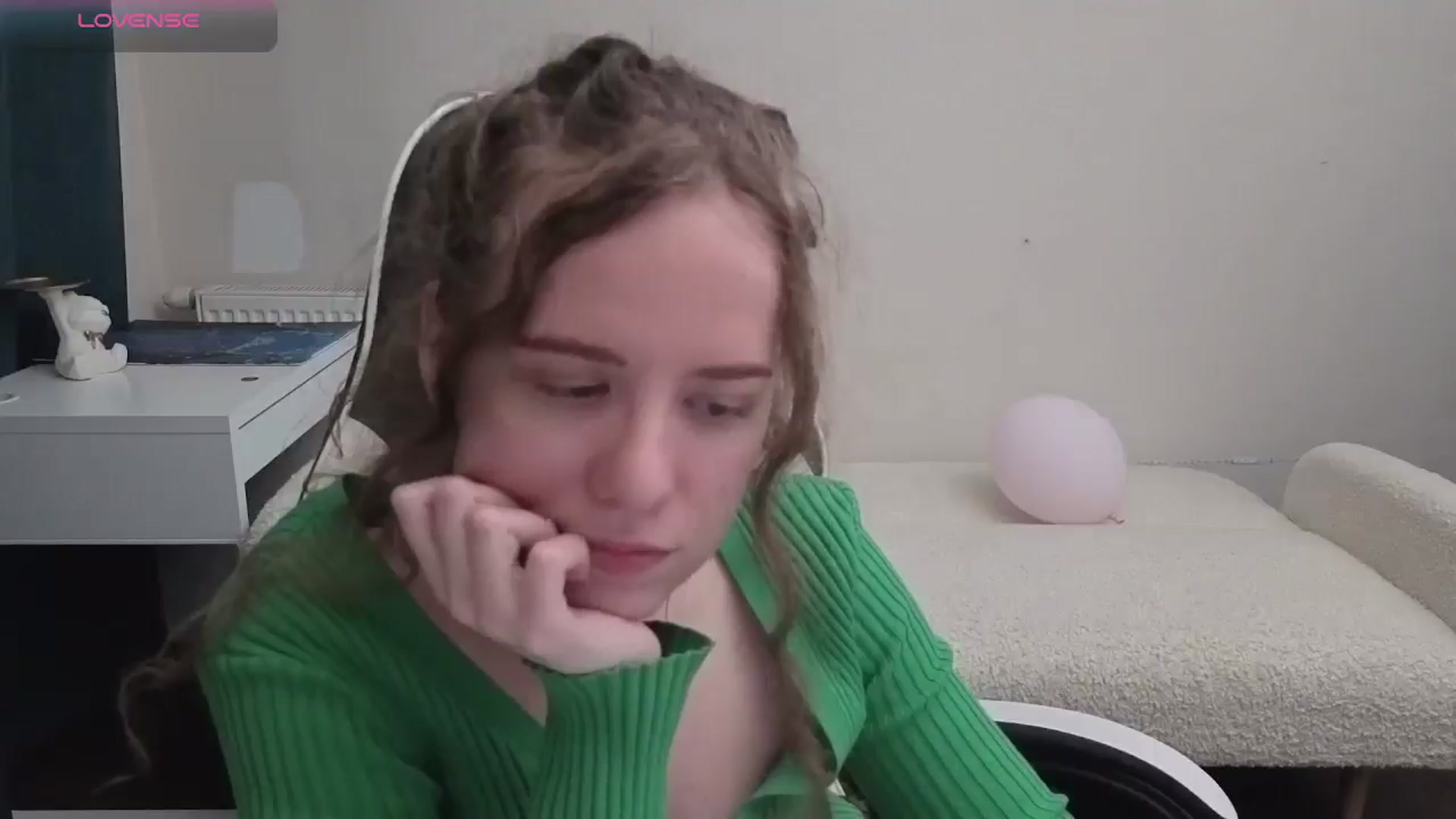 Gallery image thumbnail from BlueFlowerr's myfreecams stream on, 05/09/2026, 21:05 image 19 of 20