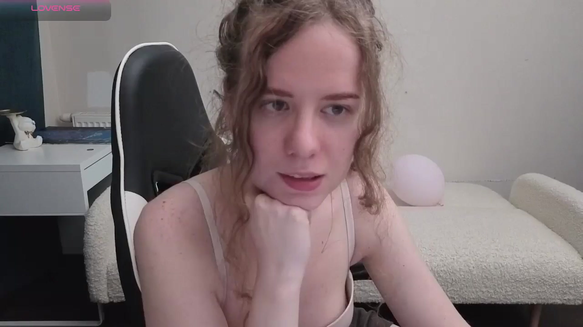 Gallery image thumbnail from BlueFlowerr's myfreecams stream on, 05/09/2026, 22:48 image 7 of 20