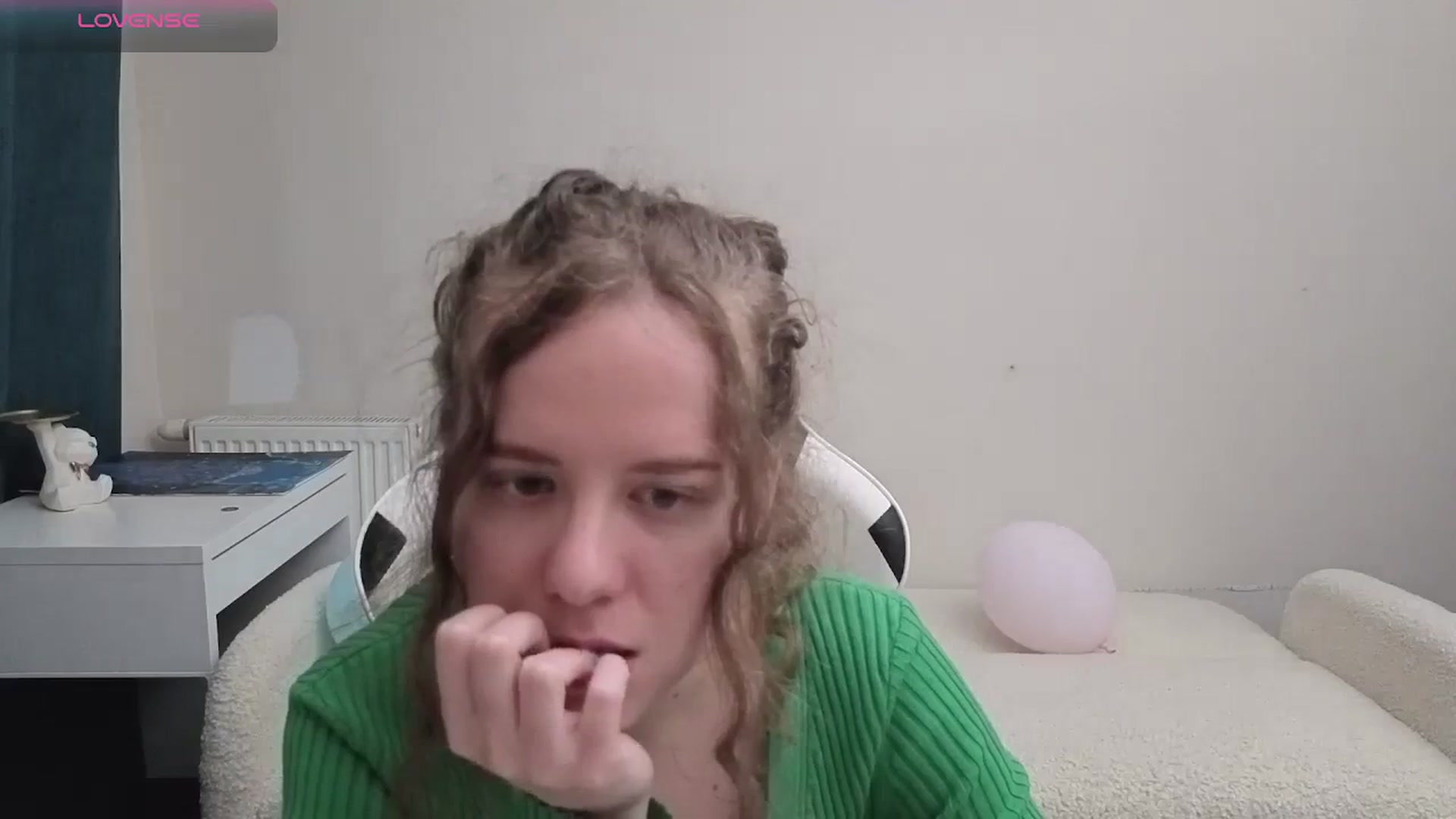 Gallery image thumbnail from BlueFlowerr's myfreecams stream on, 05/09/2026, 22:48 image 5 of 20