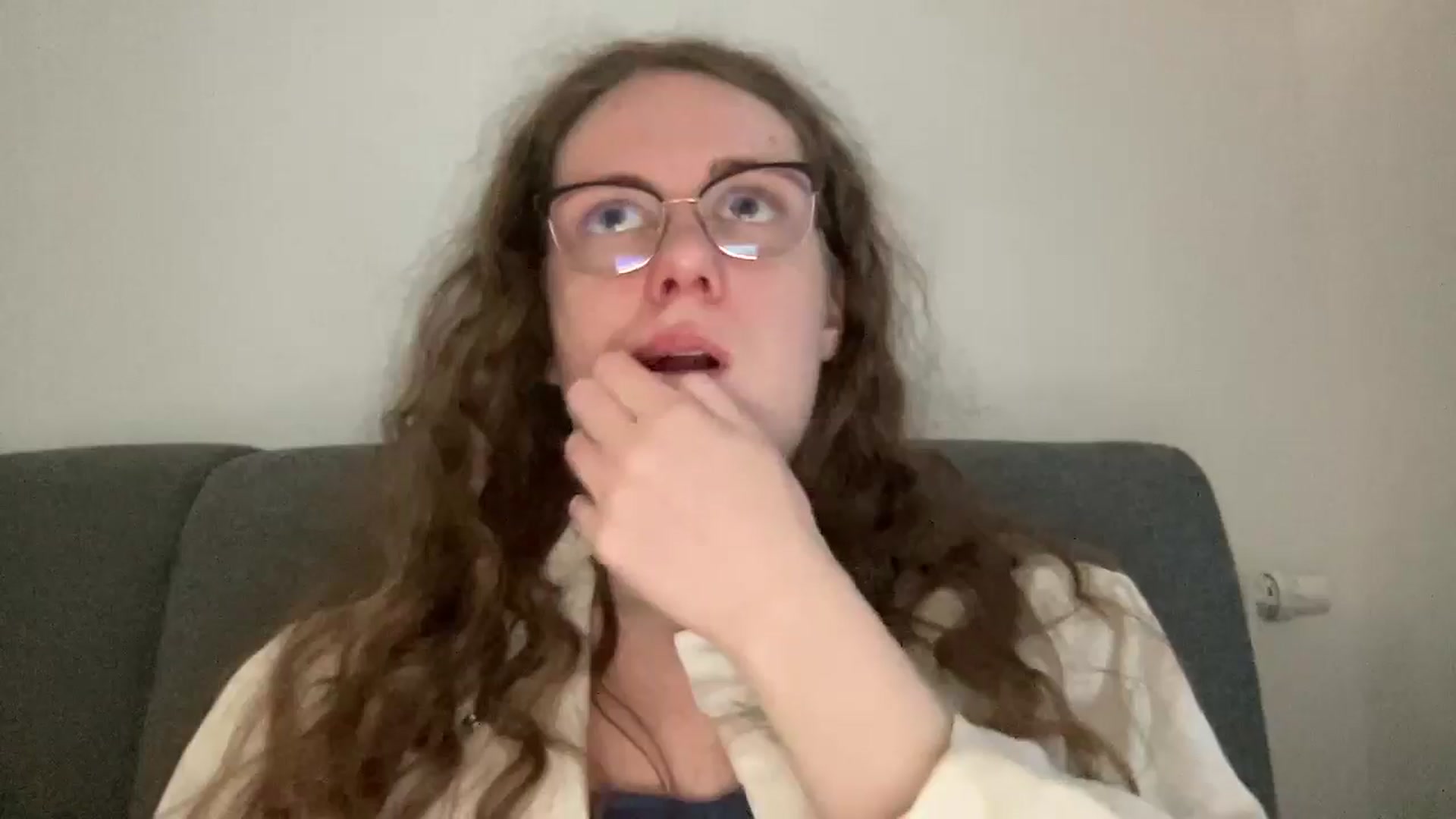 Gallery image thumbnail from BlueFlowerr's myfreecams stream on, 05/10/2026, 18:17 image 3 of 20