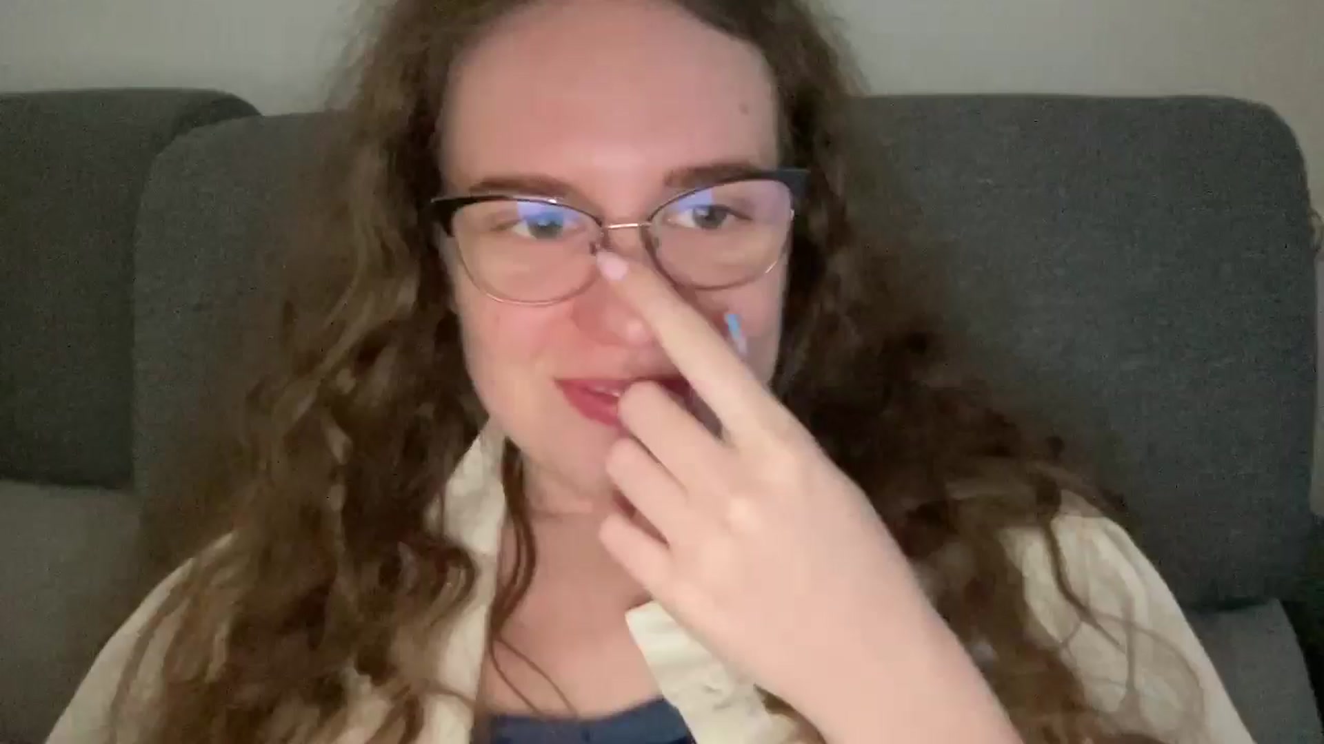 Gallery image thumbnail from BlueFlowerr's myfreecams stream on, 05/10/2026, 18:17 image 13 of 20