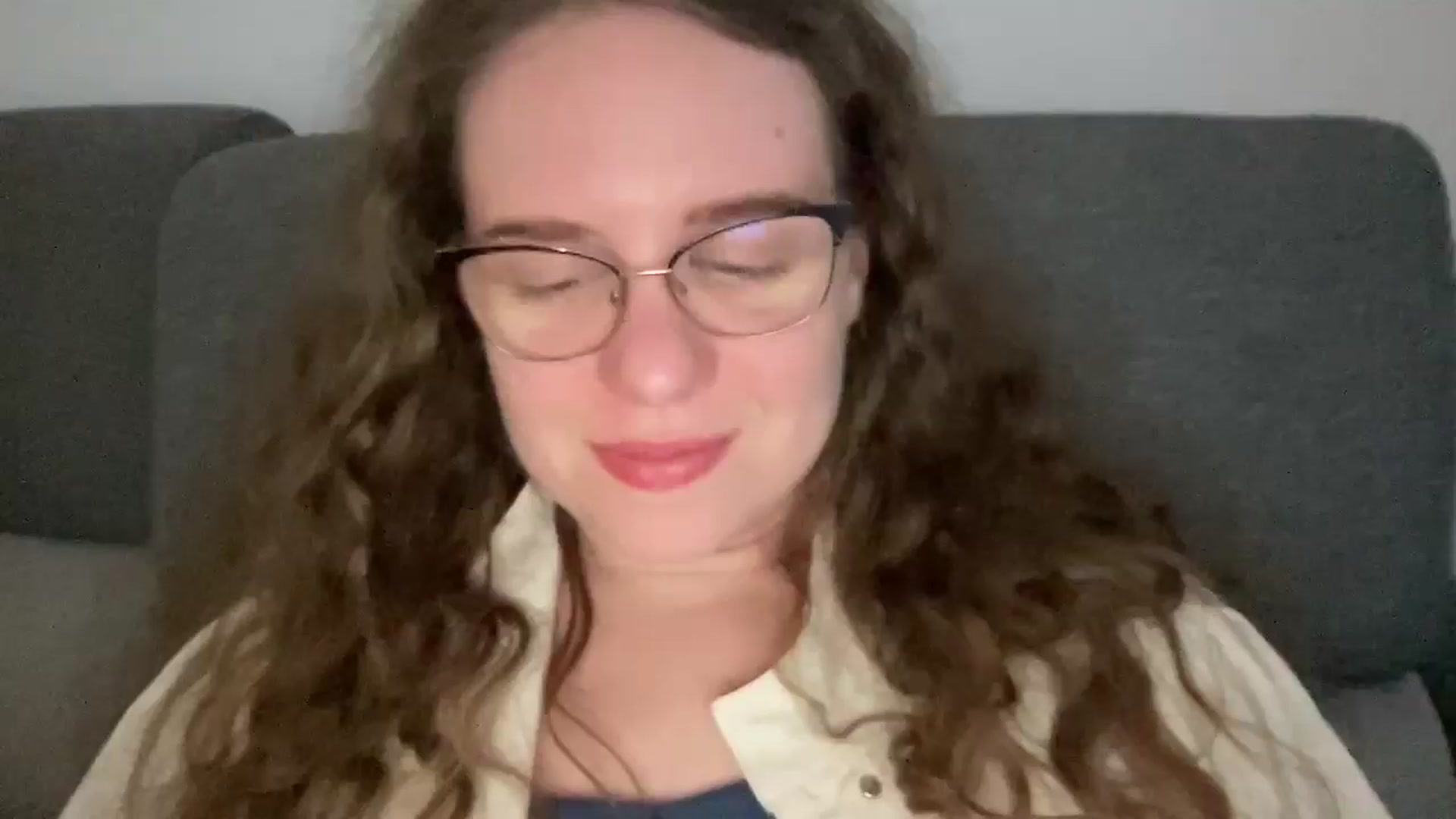 Gallery image thumbnail from BlueFlowerr's myfreecams stream on, 05/10/2026, 18:17 image 14 of 20