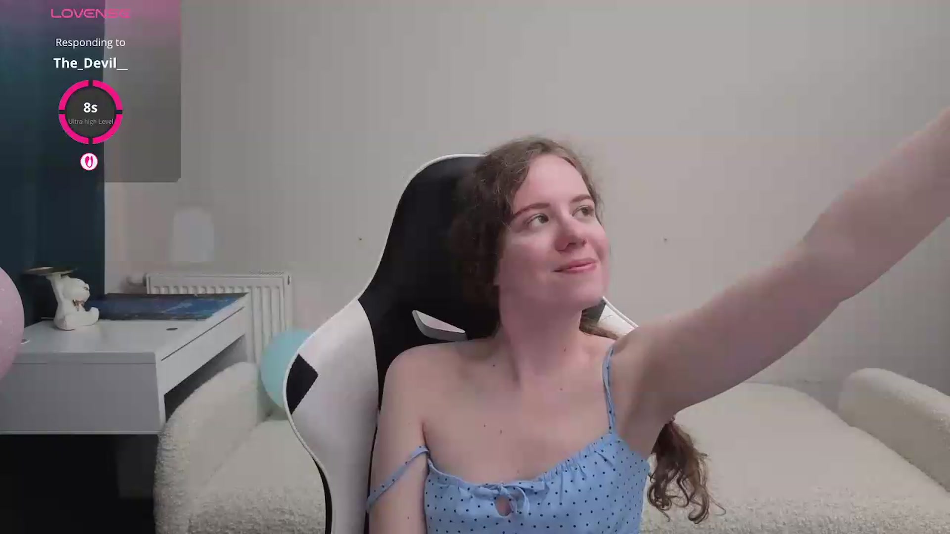 Gallery image thumbnail from BlueFlowerr's myfreecams stream on, 05/11/2026, 19:06 image 12 of 20