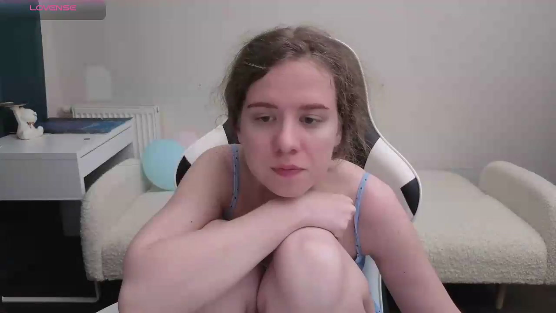 Gallery image thumbnail from BlueFlowerr's myfreecams stream on, 05/11/2026, 22:16 image 13 of 20