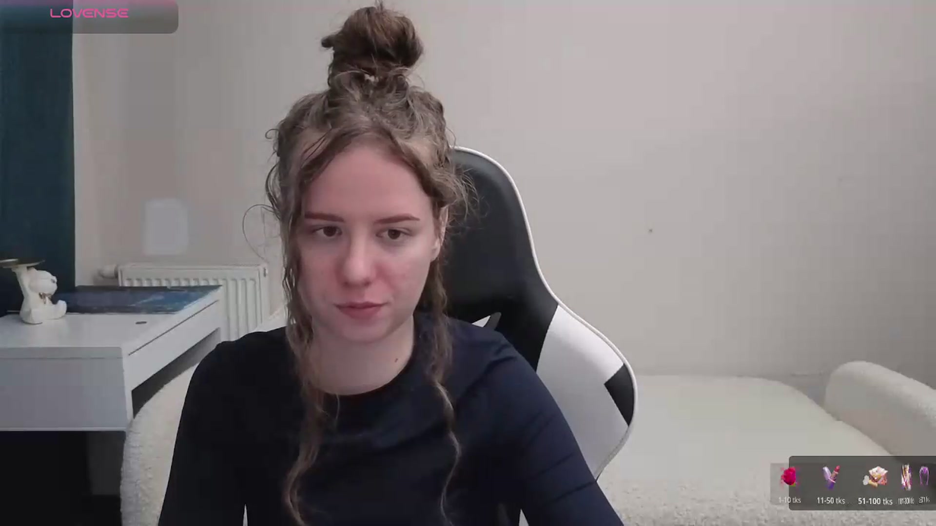 Gallery image thumbnail from BlueFlowerr's myfreecams stream on, 05/12/2026, 19:14 image 2 of 20