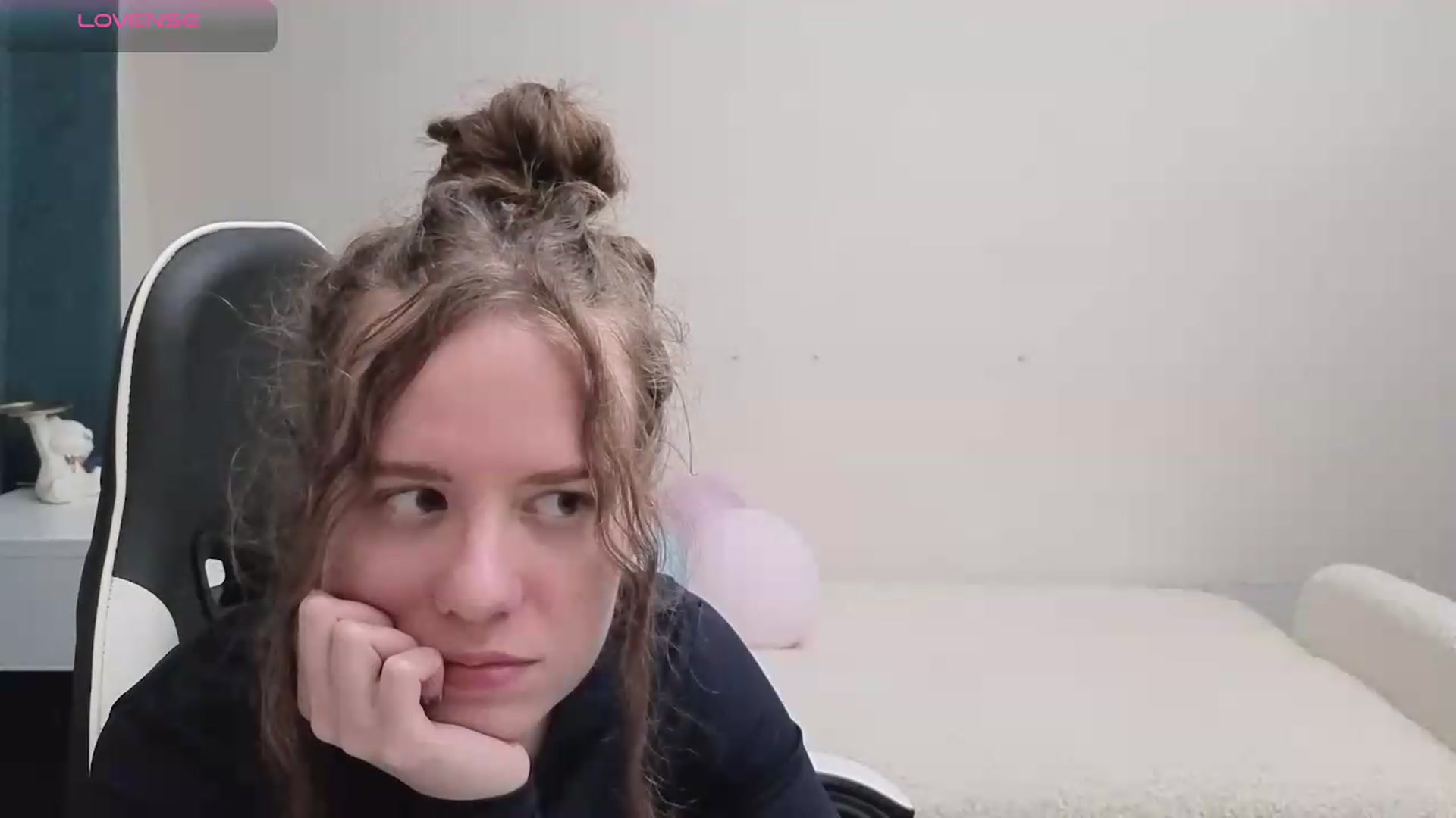 Gallery image thumbnail from BlueFlowerr's myfreecams stream on, 05/12/2026, 19:47 image 11 of 20