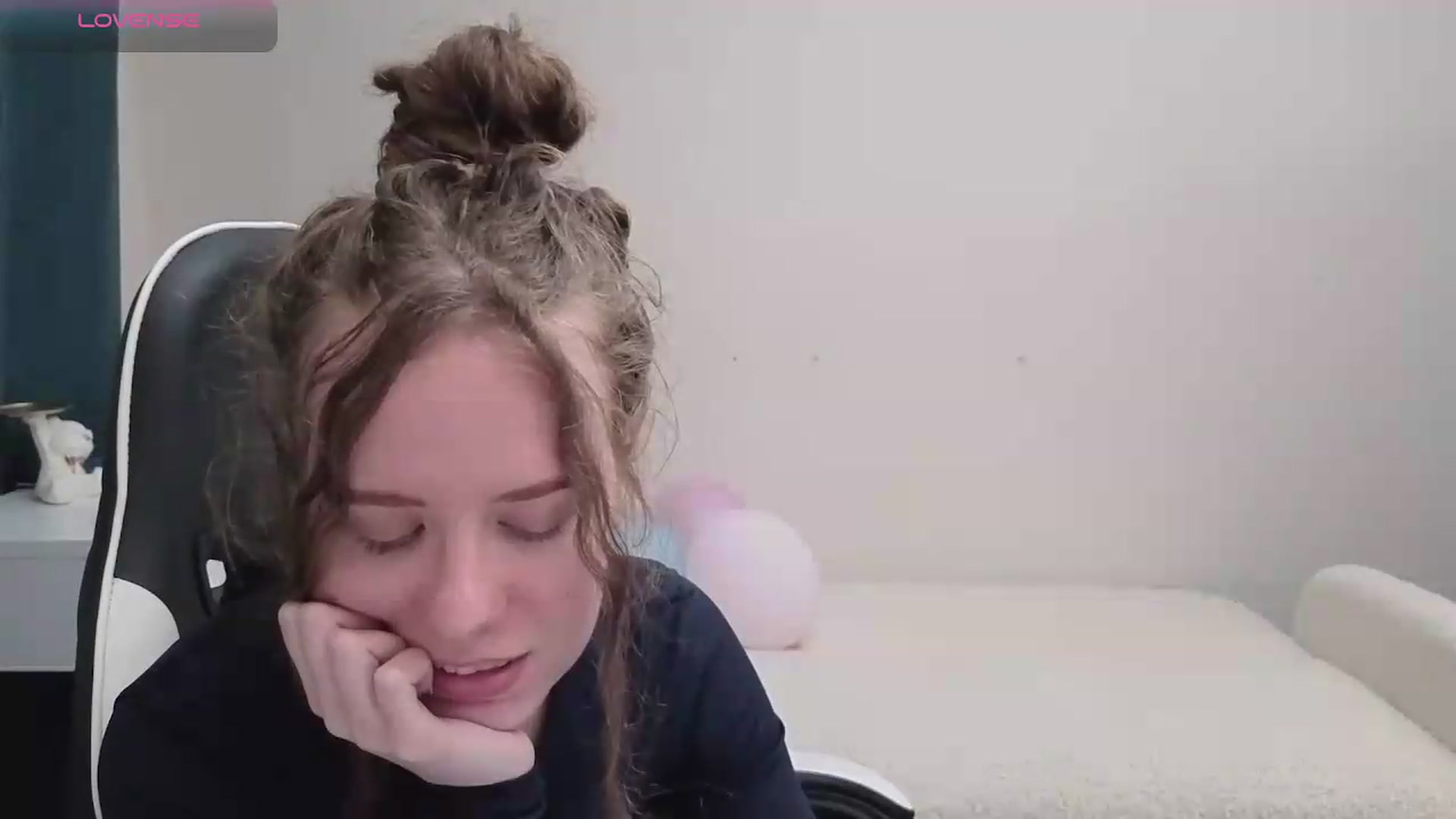 Gallery image thumbnail from BlueFlowerr's myfreecams stream on, 05/12/2026, 19:47 image 15 of 20