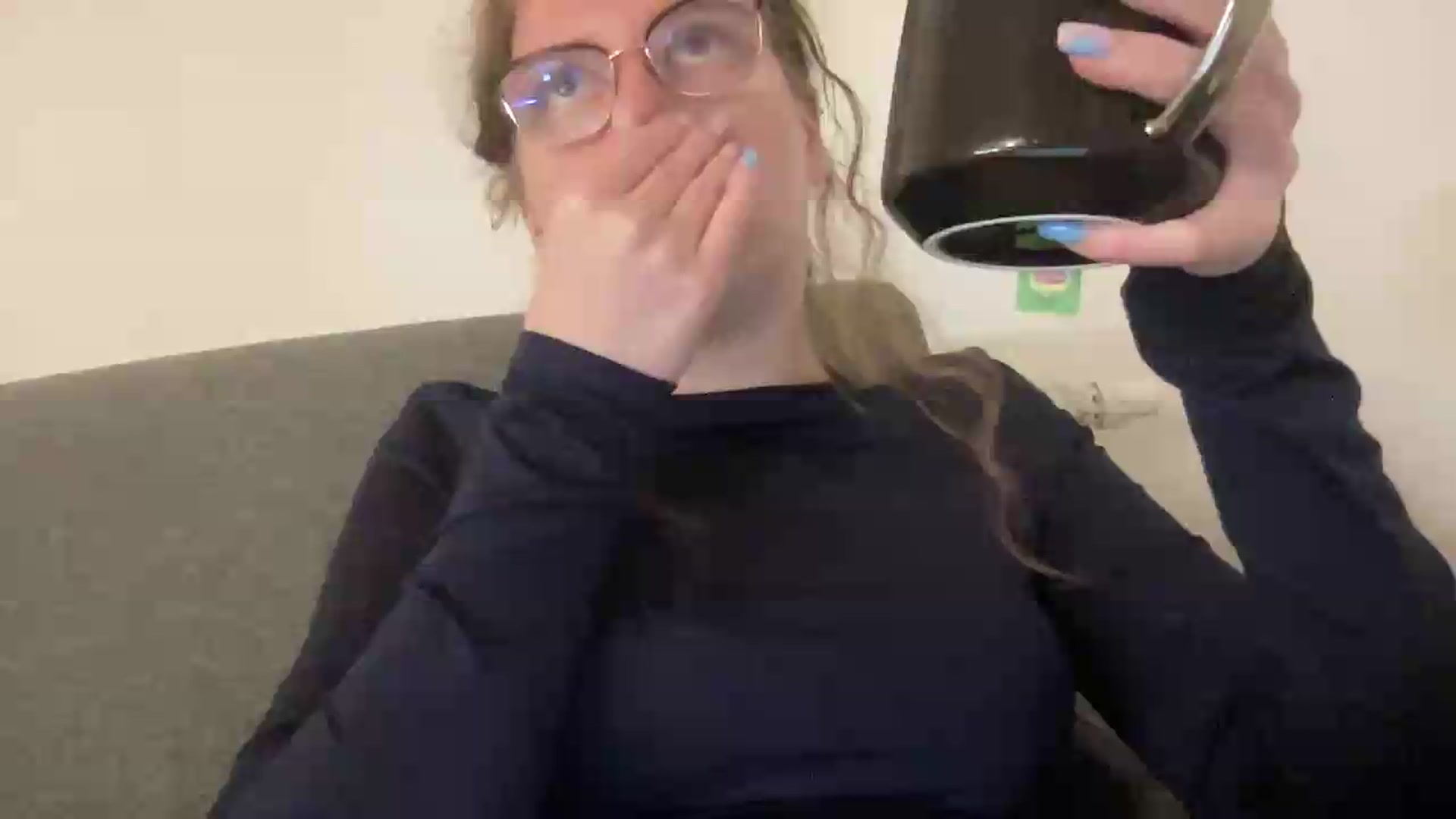 Gallery image thumbnail from BlueFlowerr's myfreecams stream on, 05/13/2026, 24:14 image 4 of 20