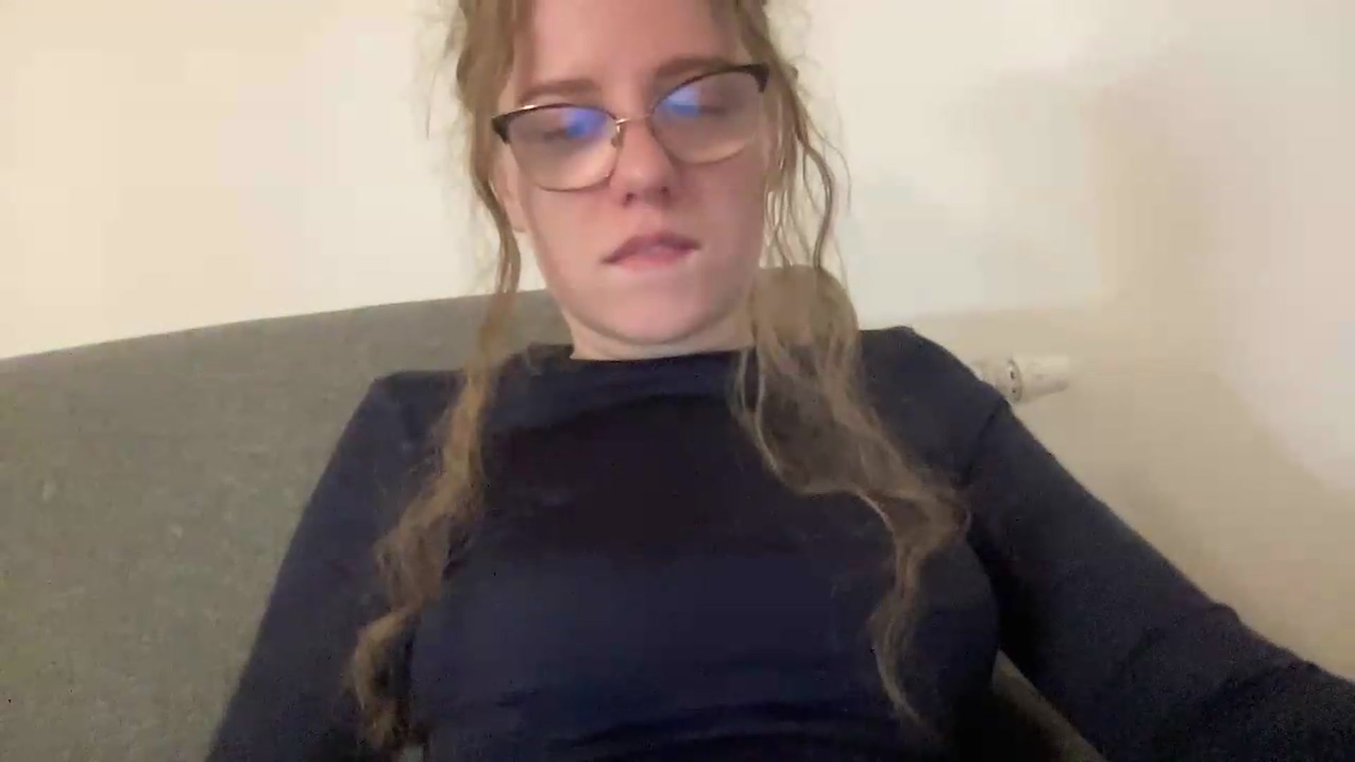 Gallery image thumbnail from BlueFlowerr's myfreecams stream on, 05/13/2026, 24:14 image 10 of 20