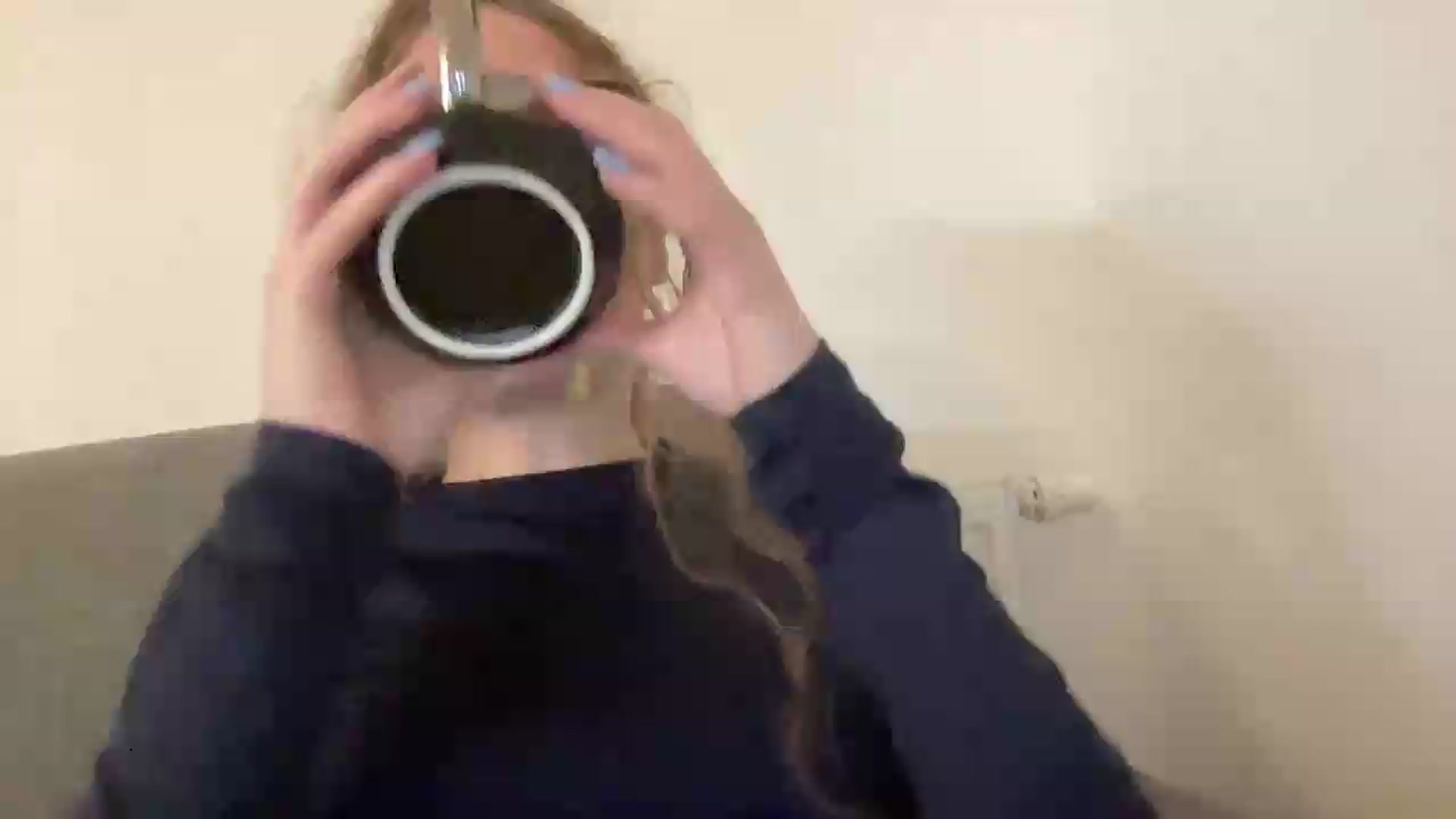 Gallery image thumbnail from BlueFlowerr's myfreecams stream on, 05/13/2026, 24:14 image 12 of 20