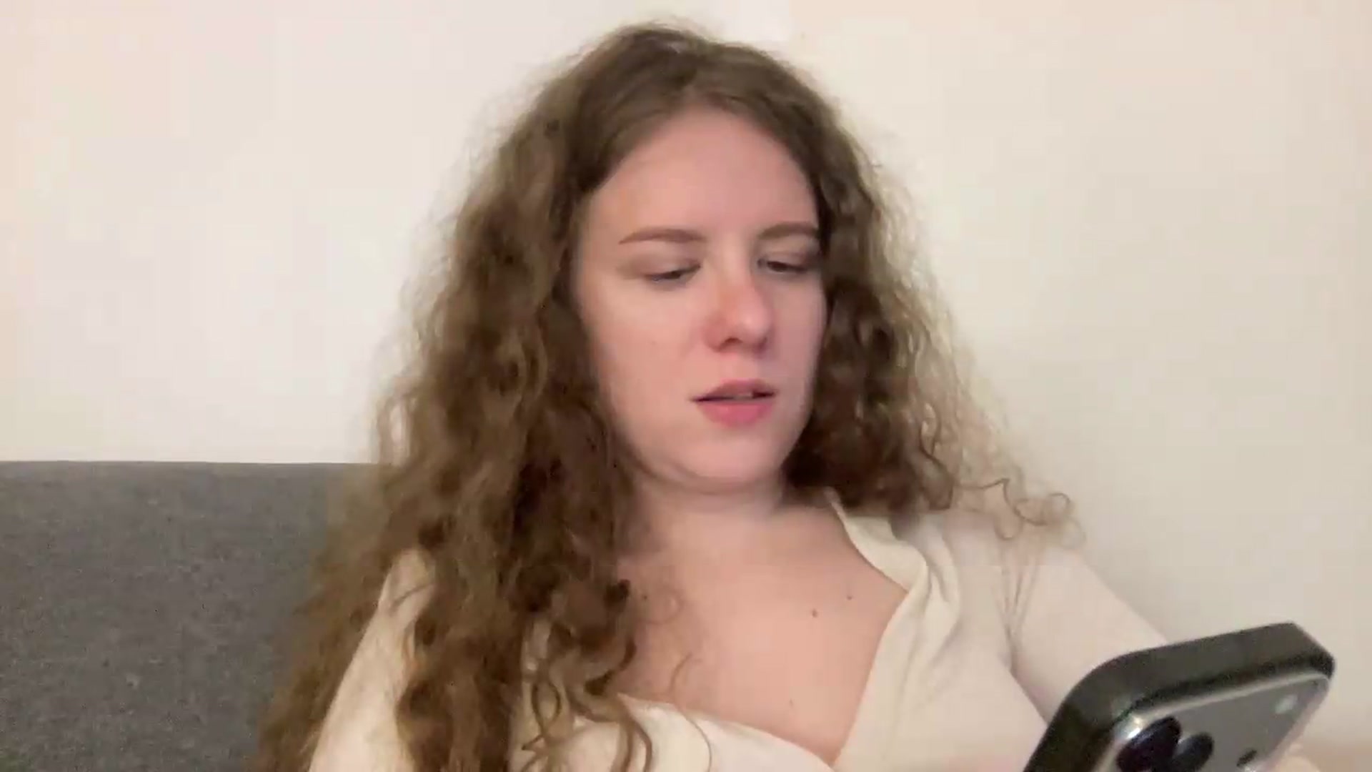Gallery image thumbnail from BlueFlowerr's myfreecams stream on, 05/14/2026, 24:01 image 9 of 20