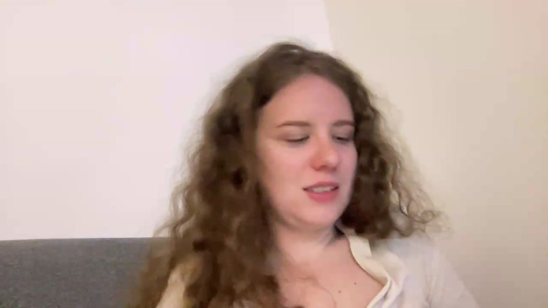 Gallery image thumbnail from BlueFlowerr's myfreecams stream on, 05/14/2026, 24:01 image 5 of 20