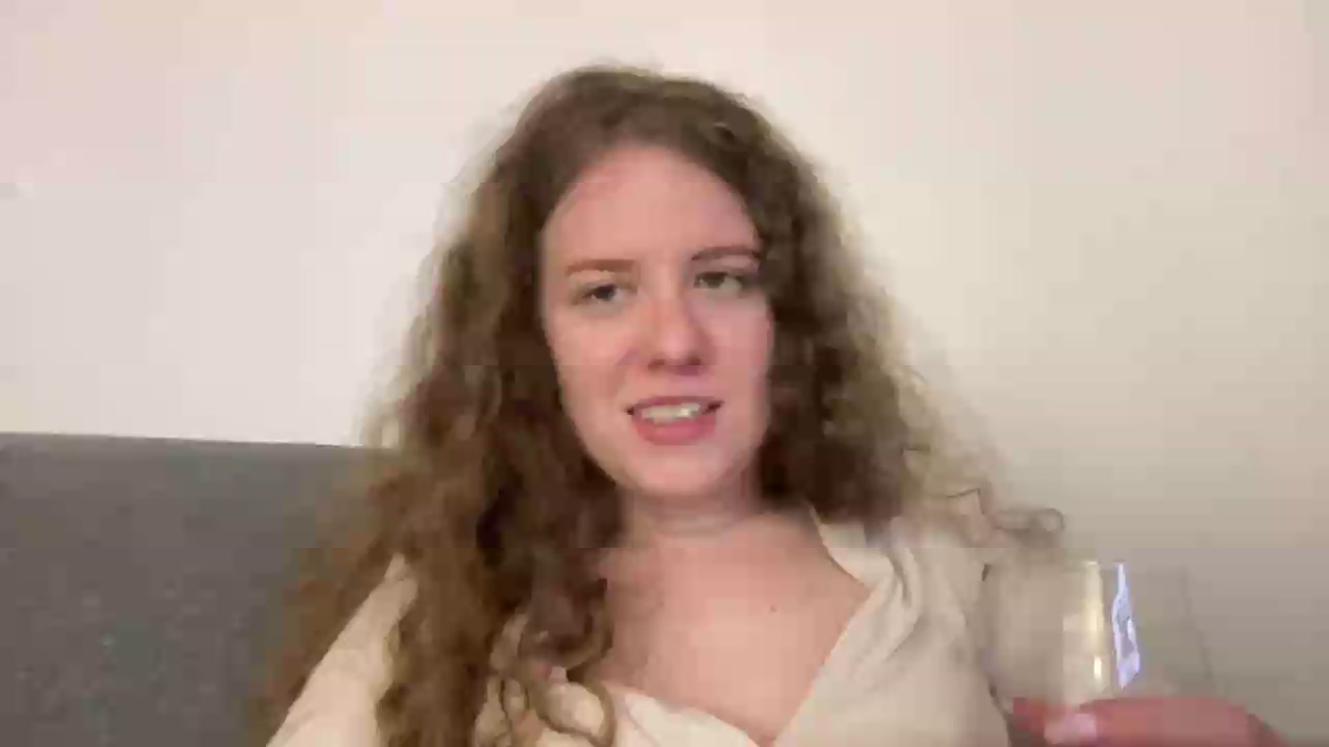 Gallery image thumbnail from BlueFlowerr's myfreecams stream on, 05/14/2026, 24:01 image 10 of 20