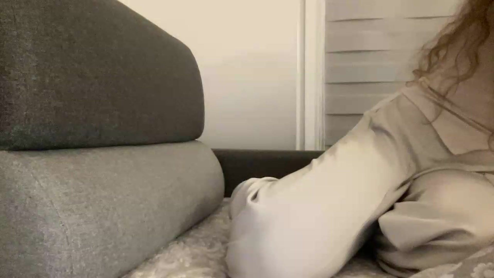 Gallery image thumbnail from BlueFlowerr's myfreecams stream on, 05/14/2026, 01:25 image 18 of 20