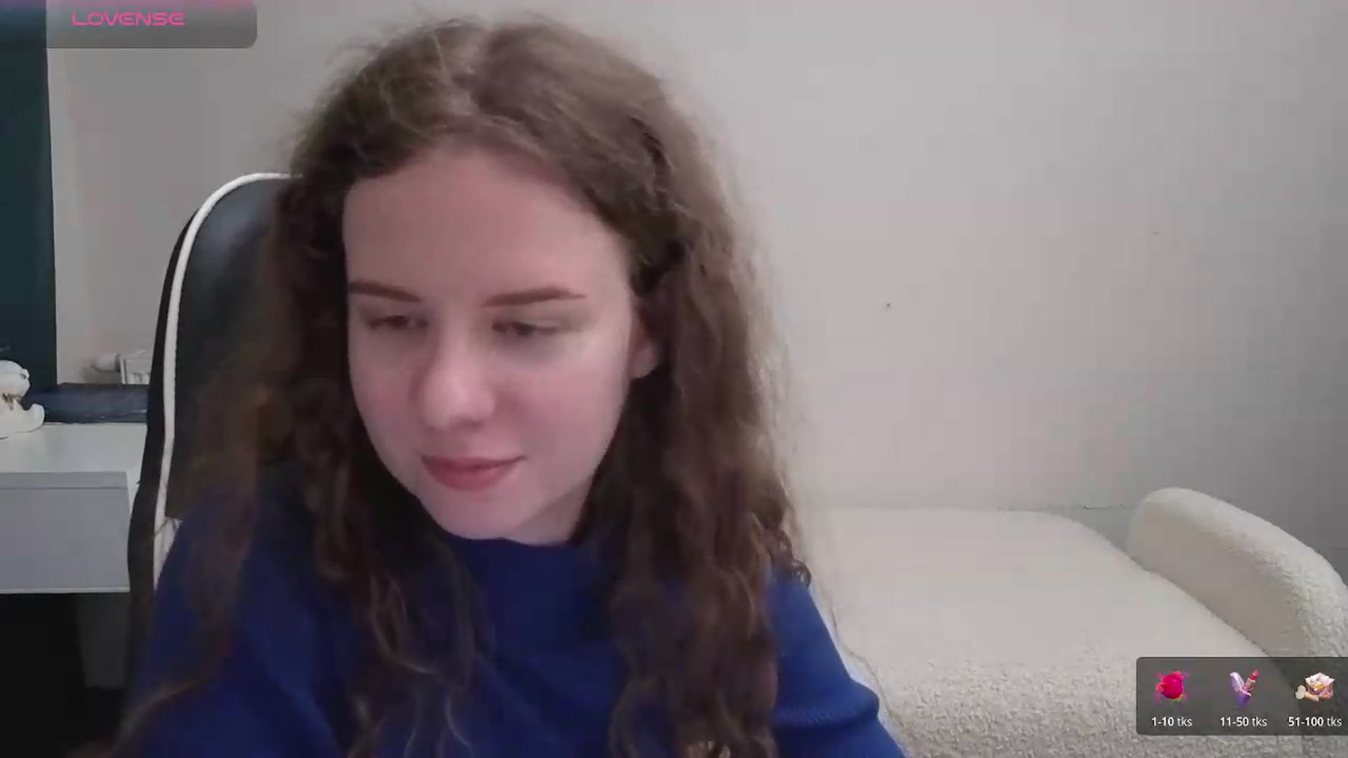 Gallery image thumbnail from BlueFlowerr's myfreecams stream on, 05/14/2026, 19:19 image 3 of 20