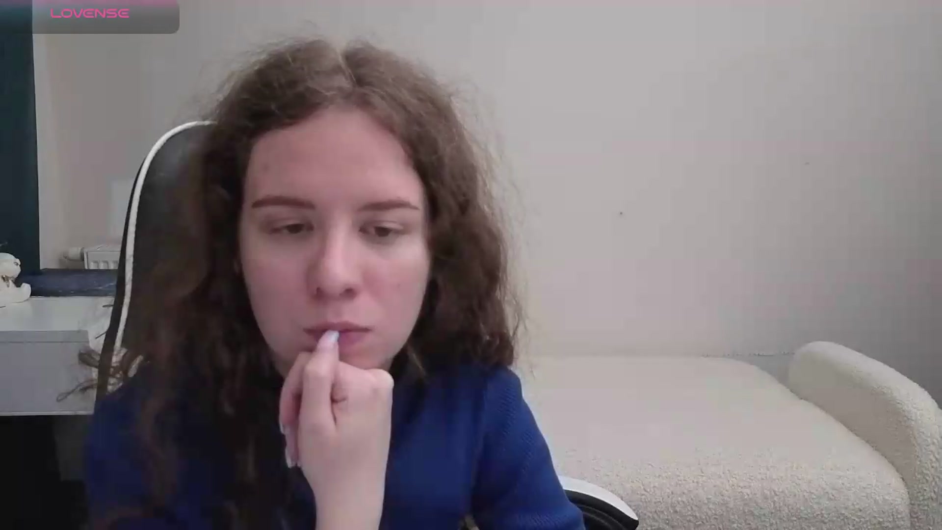 Gallery image thumbnail from BlueFlowerr's myfreecams stream on, 05/14/2026, 19:19 image 9 of 20