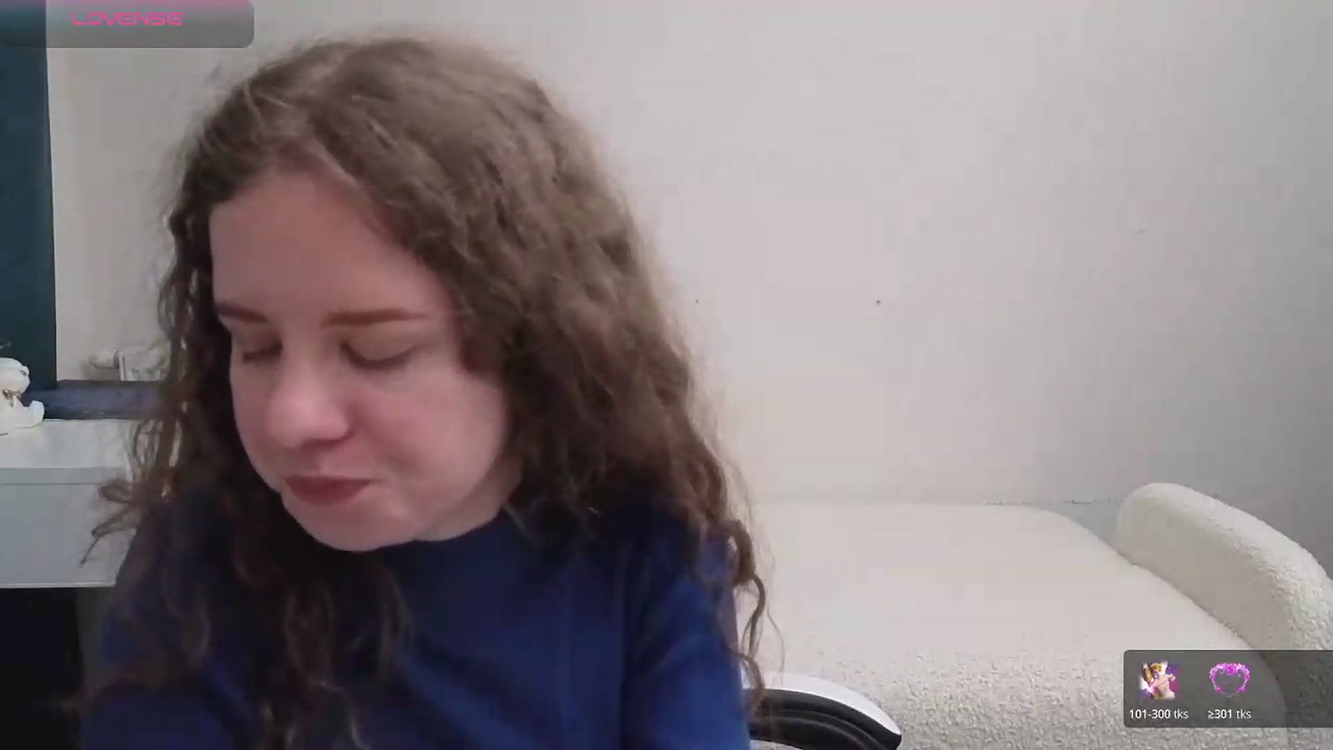 Gallery image thumbnail from BlueFlowerr's myfreecams stream on, 05/14/2026, 19:19 image 11 of 20