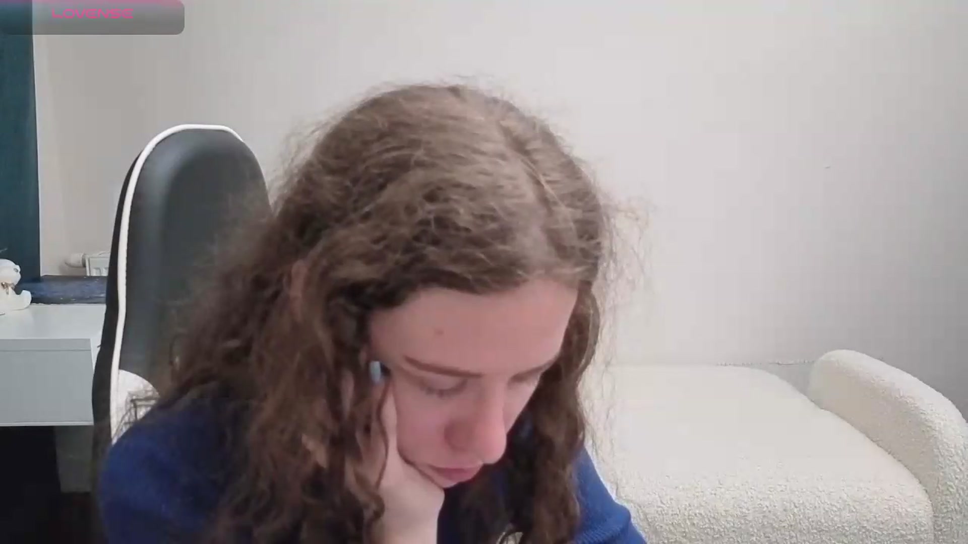 Gallery image thumbnail from BlueFlowerr's myfreecams stream on, 05/14/2026, 19:19 image 2 of 20