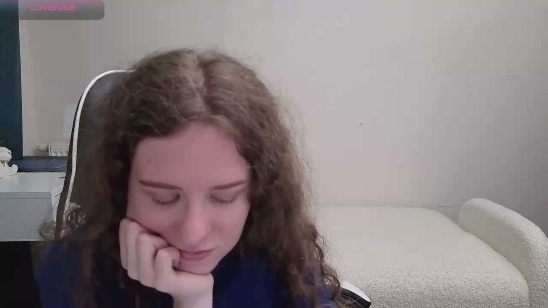 Gallery image thumbnail from BlueFlowerr's myfreecams stream on, 05/14/2026, 19:19 image 17 of 20