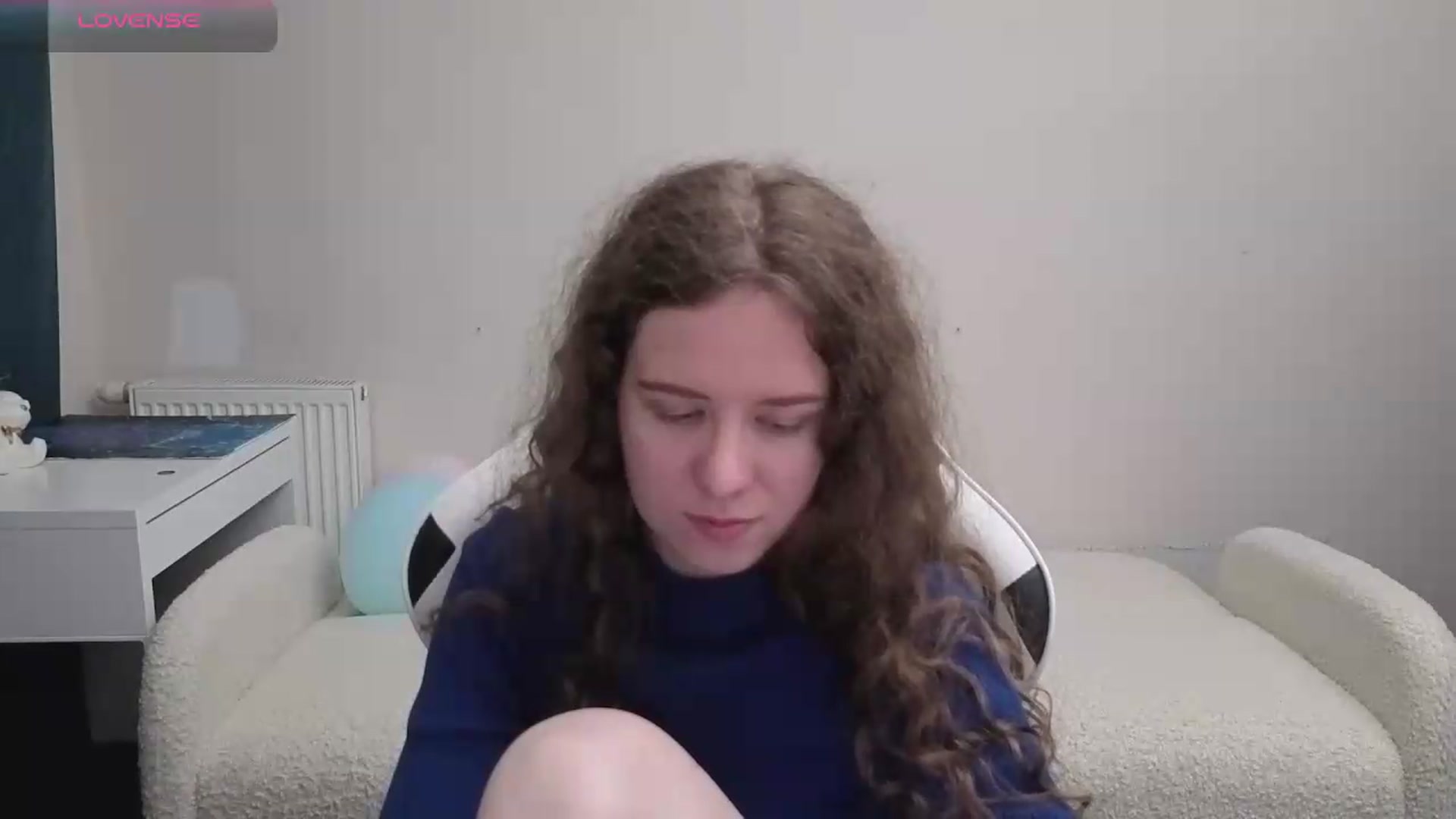 Gallery image thumbnail from BlueFlowerr's myfreecams stream on, 05/14/2026, 19:19 image 18 of 20