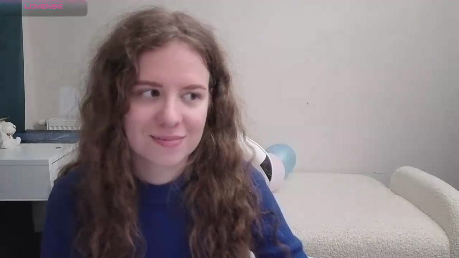 Gallery image thumbnail from BlueFlowerr's myfreecams stream on, 05/14/2026, 22:01 image 13 of 20