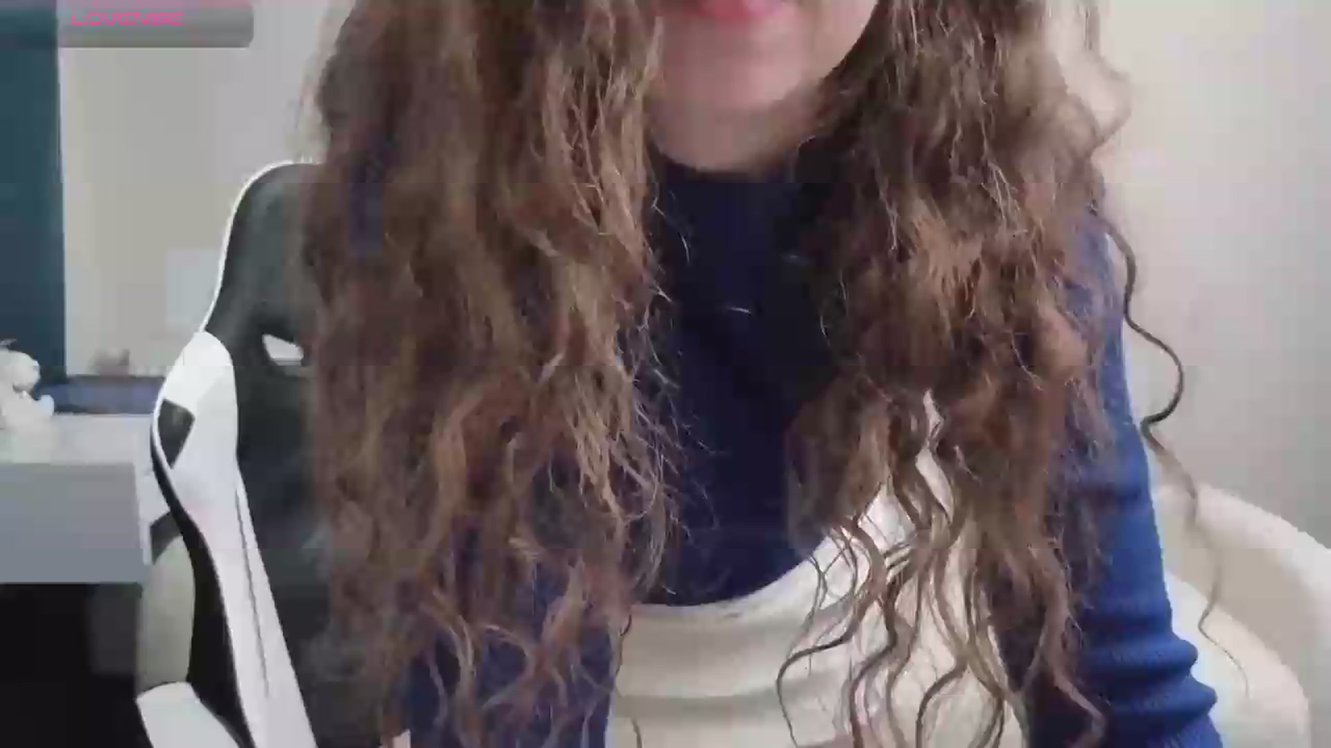 Gallery image thumbnail from BlueFlowerr's myfreecams stream on, 05/14/2026, 22:01 image 3 of 20