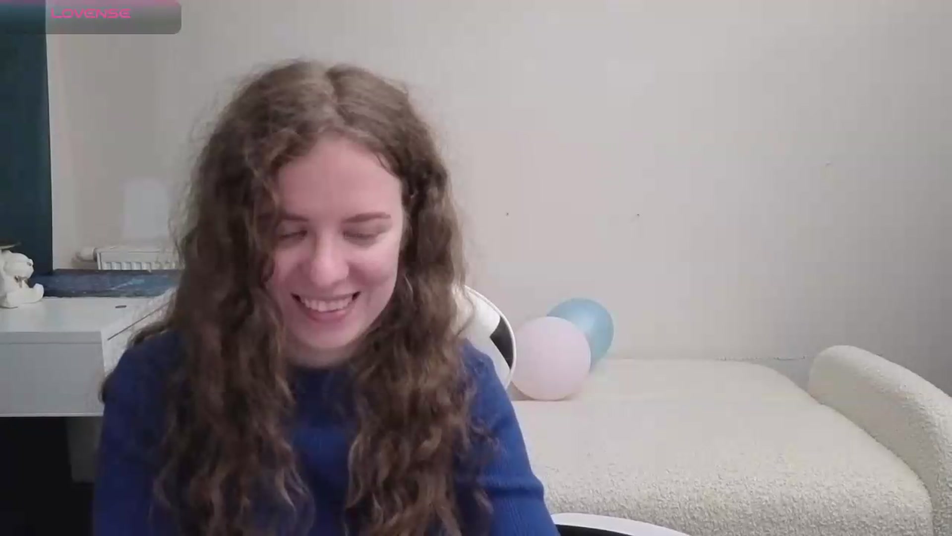 Gallery image thumbnail from BlueFlowerr's myfreecams stream on, 05/14/2026, 22:01 image 18 of 20