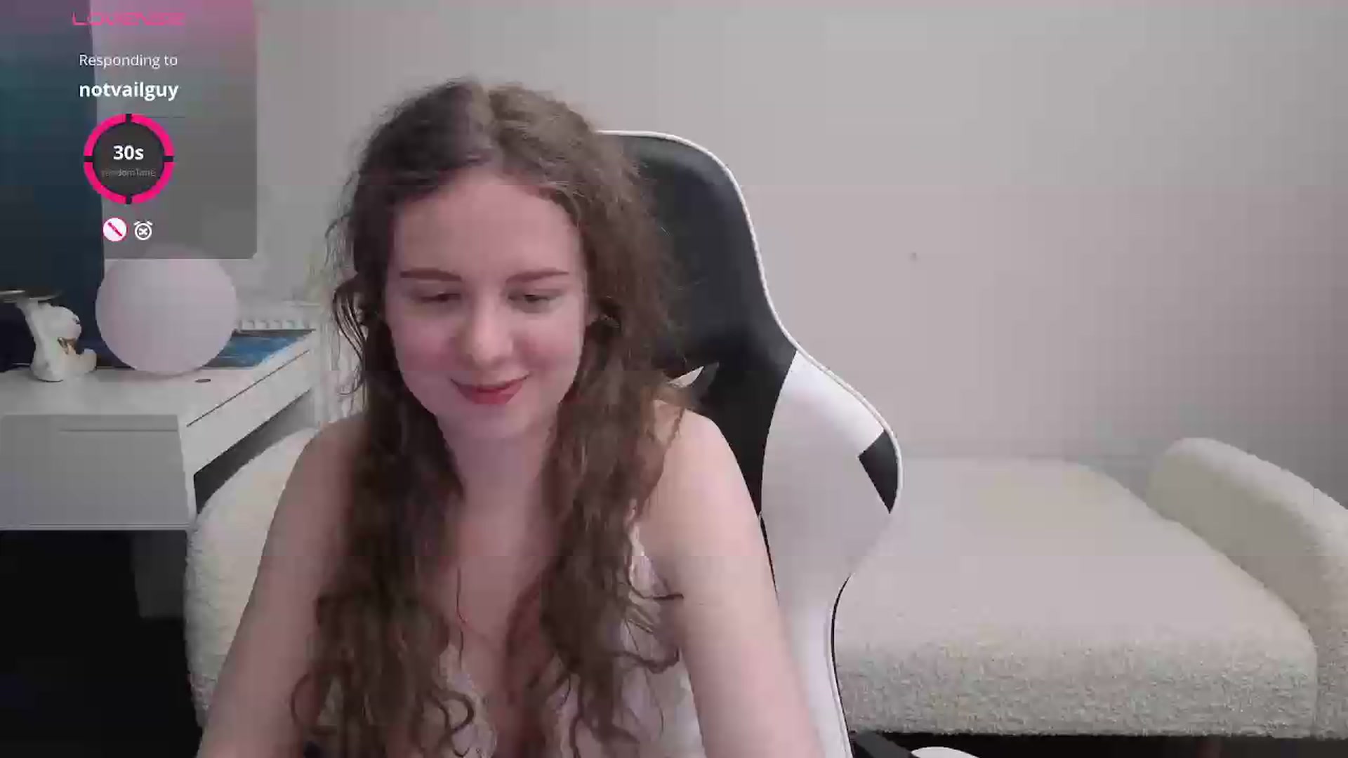 Gallery image thumbnail from BlueFlowerr's myfreecams stream on, 05/15/2026, 20:03 image 7 of 20