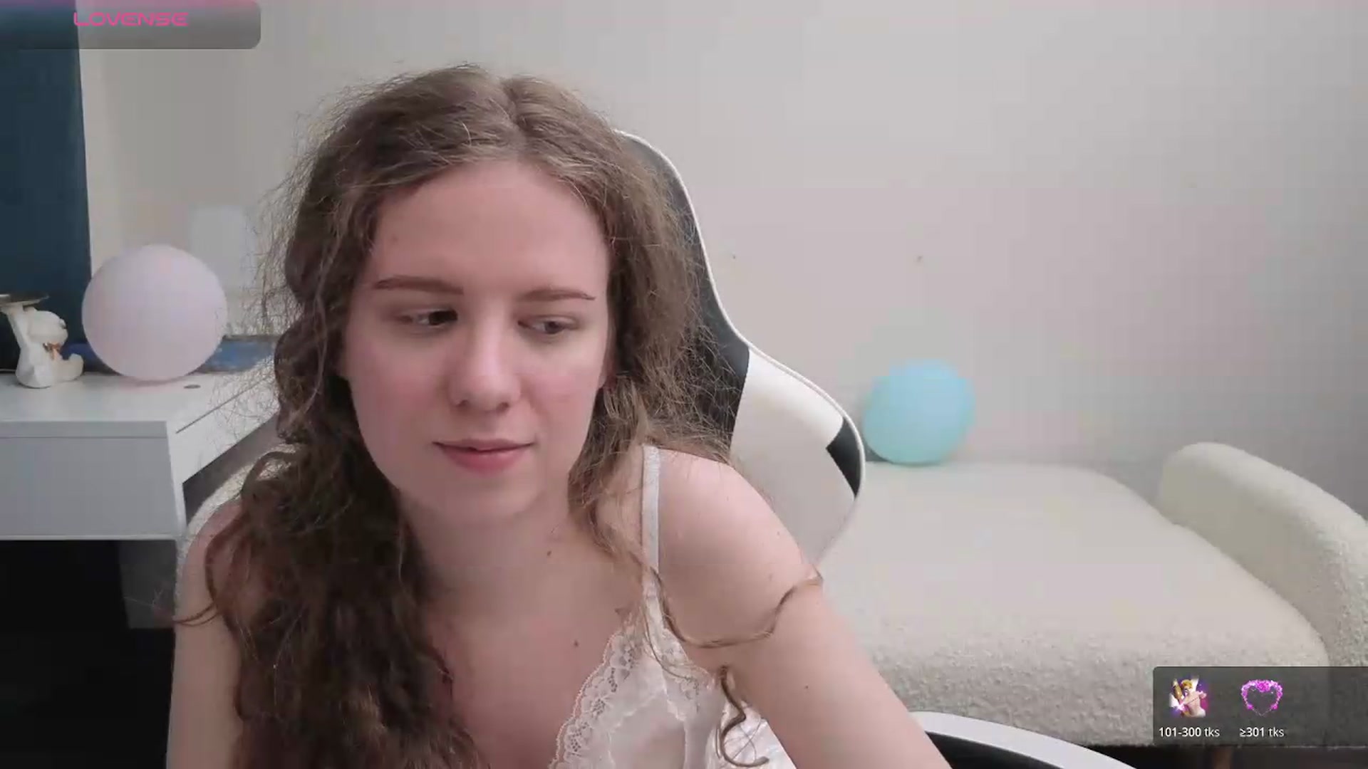 Gallery image thumbnail from BlueFlowerr's myfreecams stream on, 05/15/2026, 20:57 image 10 of 20