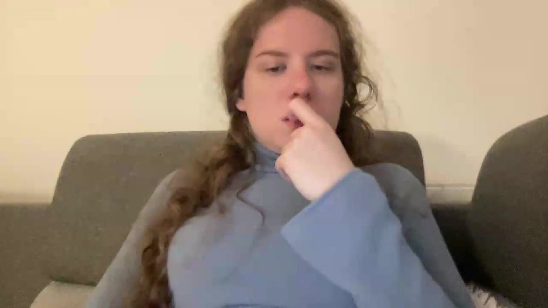 Gallery image thumbnail from BlueFlowerr's myfreecams stream on, 05/16/2026, 01:11 image 9 of 20