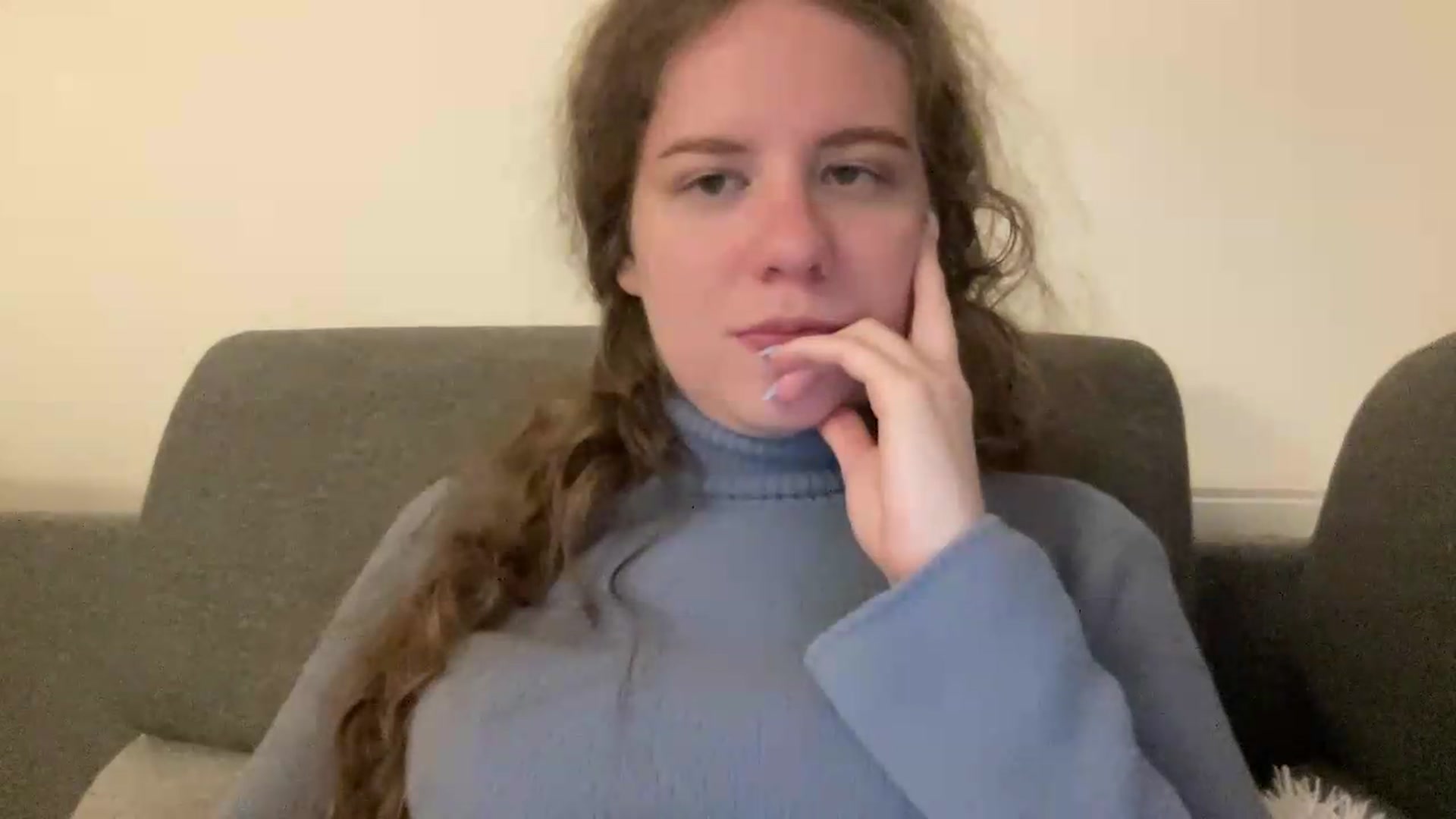 Gallery image thumbnail from BlueFlowerr's myfreecams stream on, 05/16/2026, 01:11 image 15 of 20