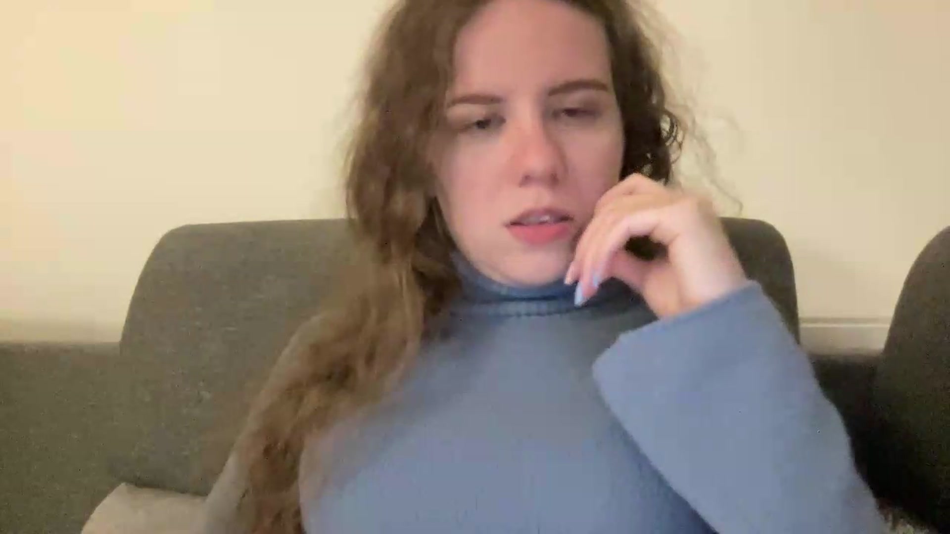 Gallery image thumbnail from BlueFlowerr's myfreecams stream on, 05/16/2026, 01:11 image 2 of 20