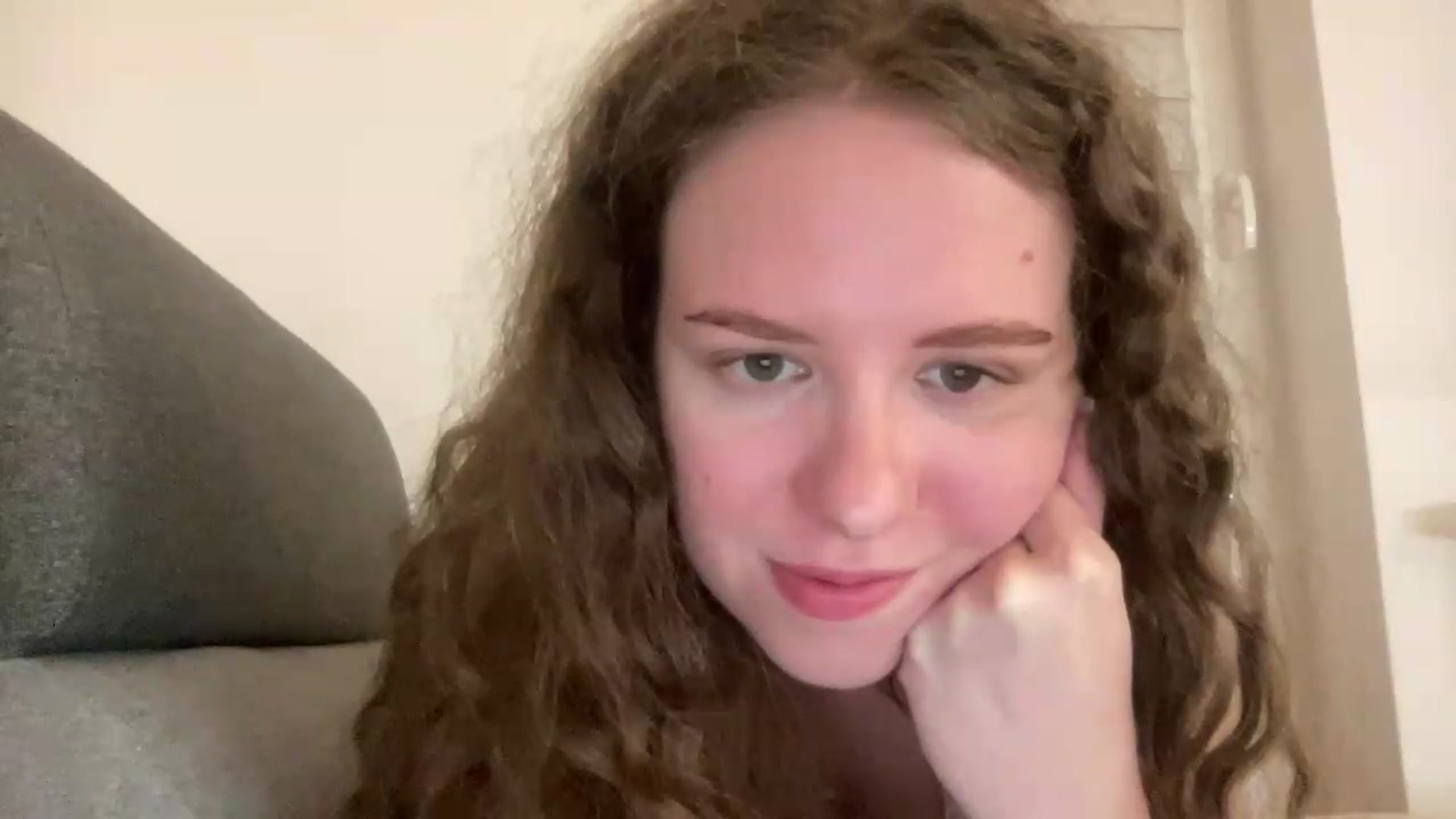 Gallery image thumbnail from BlueFlowerr's myfreecams stream on, 05/16/2026, 21:14 image 12 of 20
