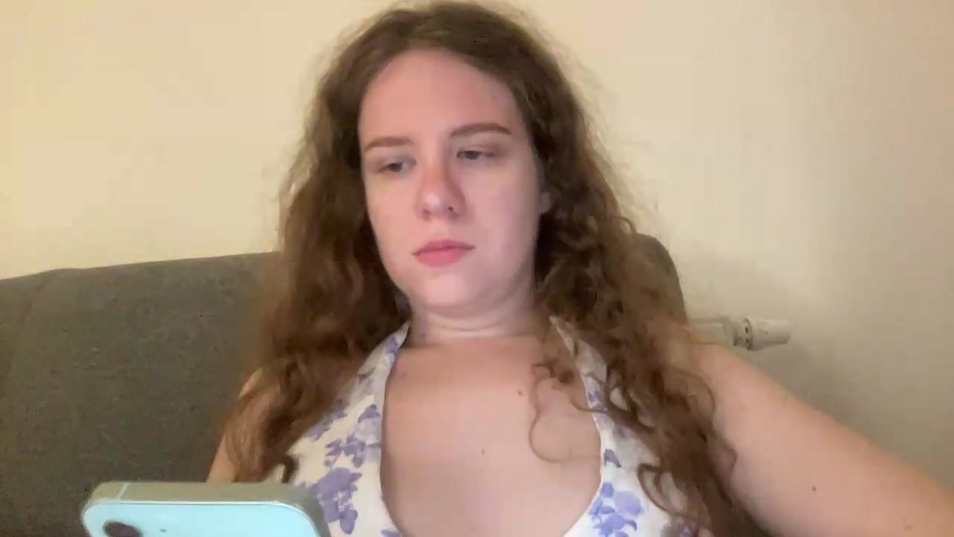 Gallery image thumbnail from BlueFlowerr's myfreecams stream on, 05/17/2026, 24:00 image 16 of 20