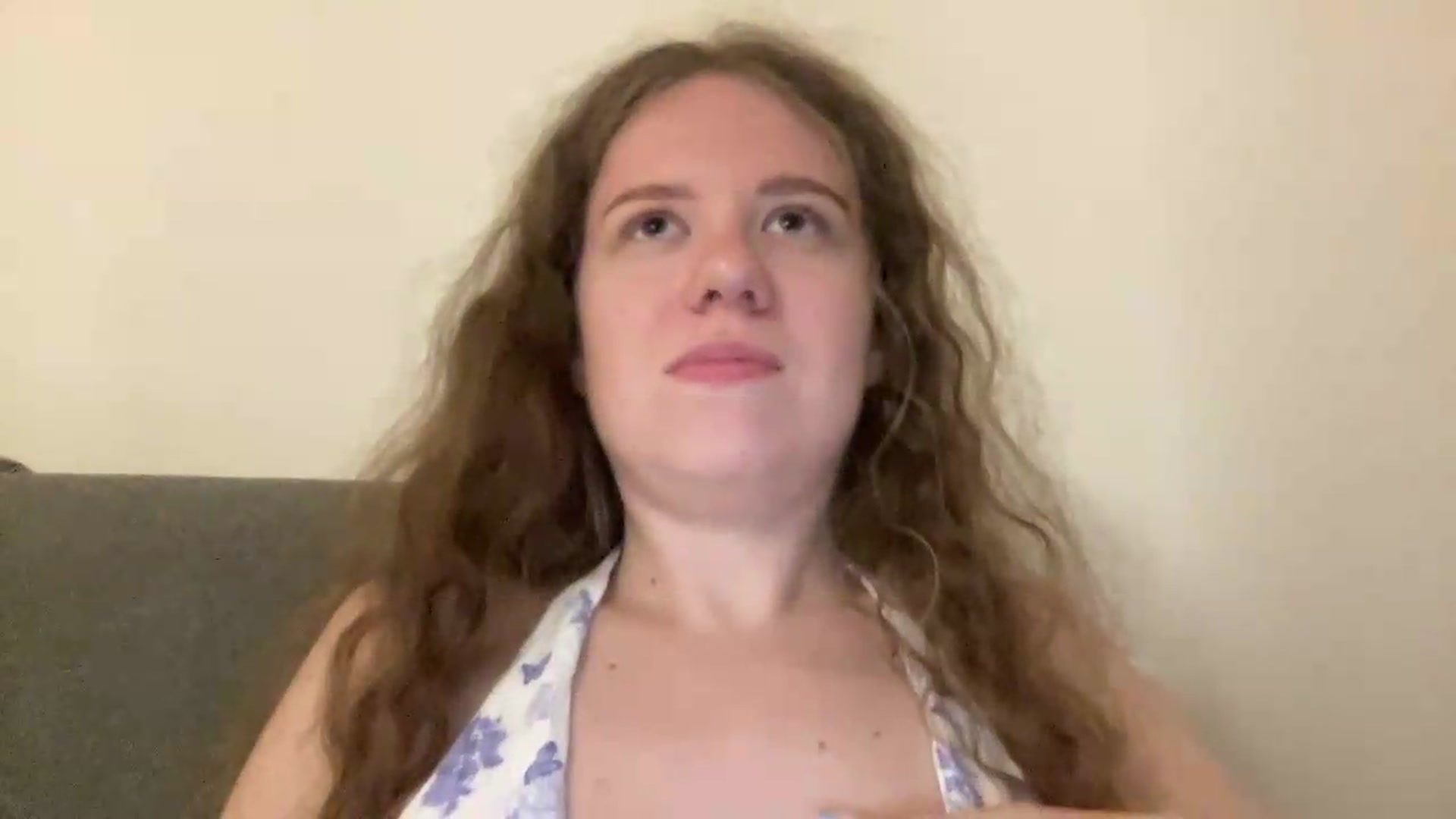 Gallery image thumbnail from BlueFlowerr's myfreecams stream on, 05/17/2026, 24:00 image 3 of 20
