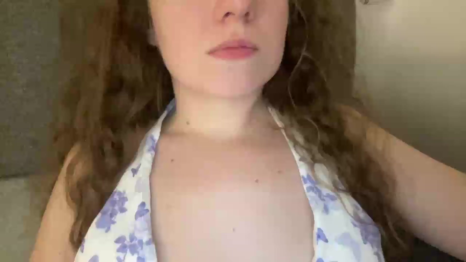 Gallery image thumbnail from BlueFlowerr's myfreecams stream on, 05/17/2026, 24:00 image 1 of 20