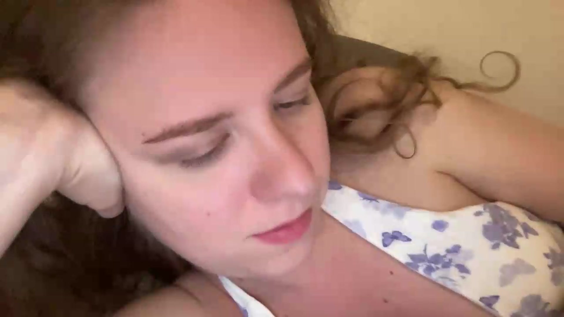 Gallery image thumbnail from BlueFlowerr's myfreecams stream on, 05/17/2026, 01:03 image 20 of 20