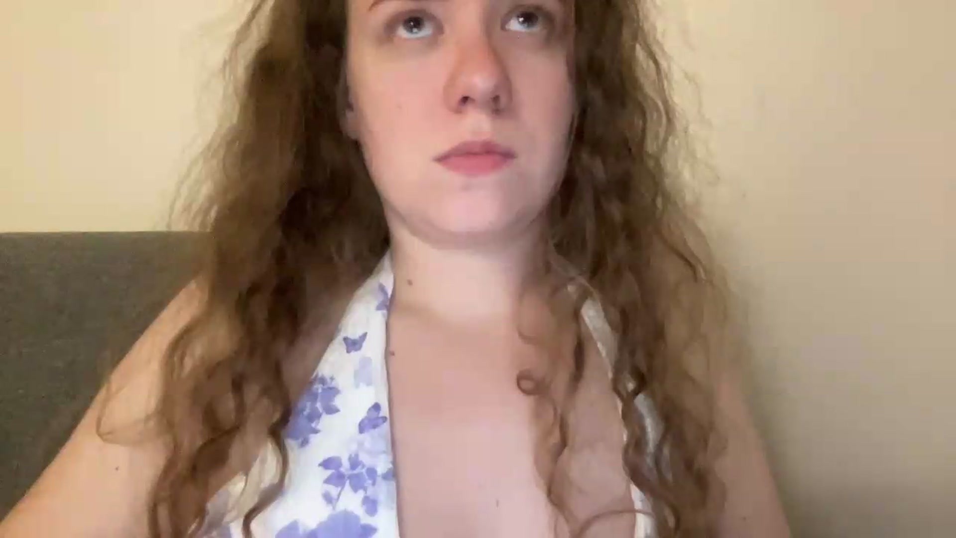 Gallery image thumbnail from BlueFlowerr's myfreecams stream on, 05/17/2026, 01:03 image 5 of 20