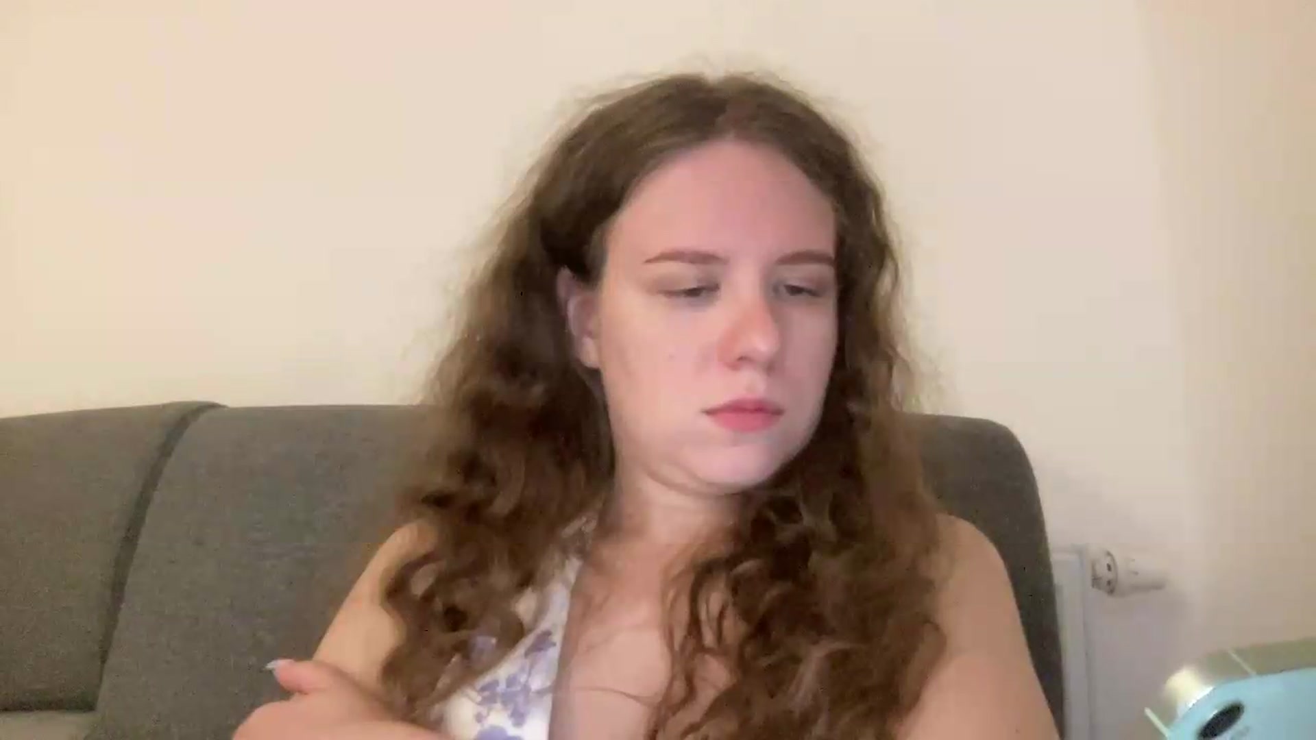 Gallery image thumbnail from BlueFlowerr's myfreecams stream on, 05/17/2026, 01:29 image 18 of 20