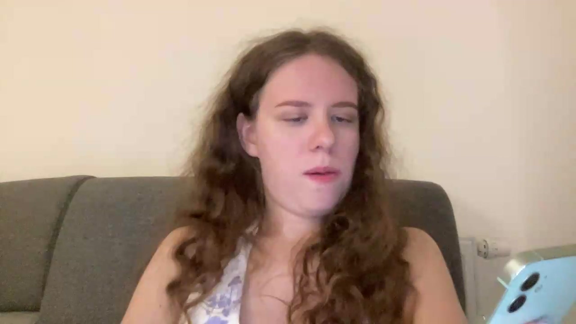 Gallery image thumbnail from BlueFlowerr's myfreecams stream on, 05/17/2026, 01:29 image 14 of 20